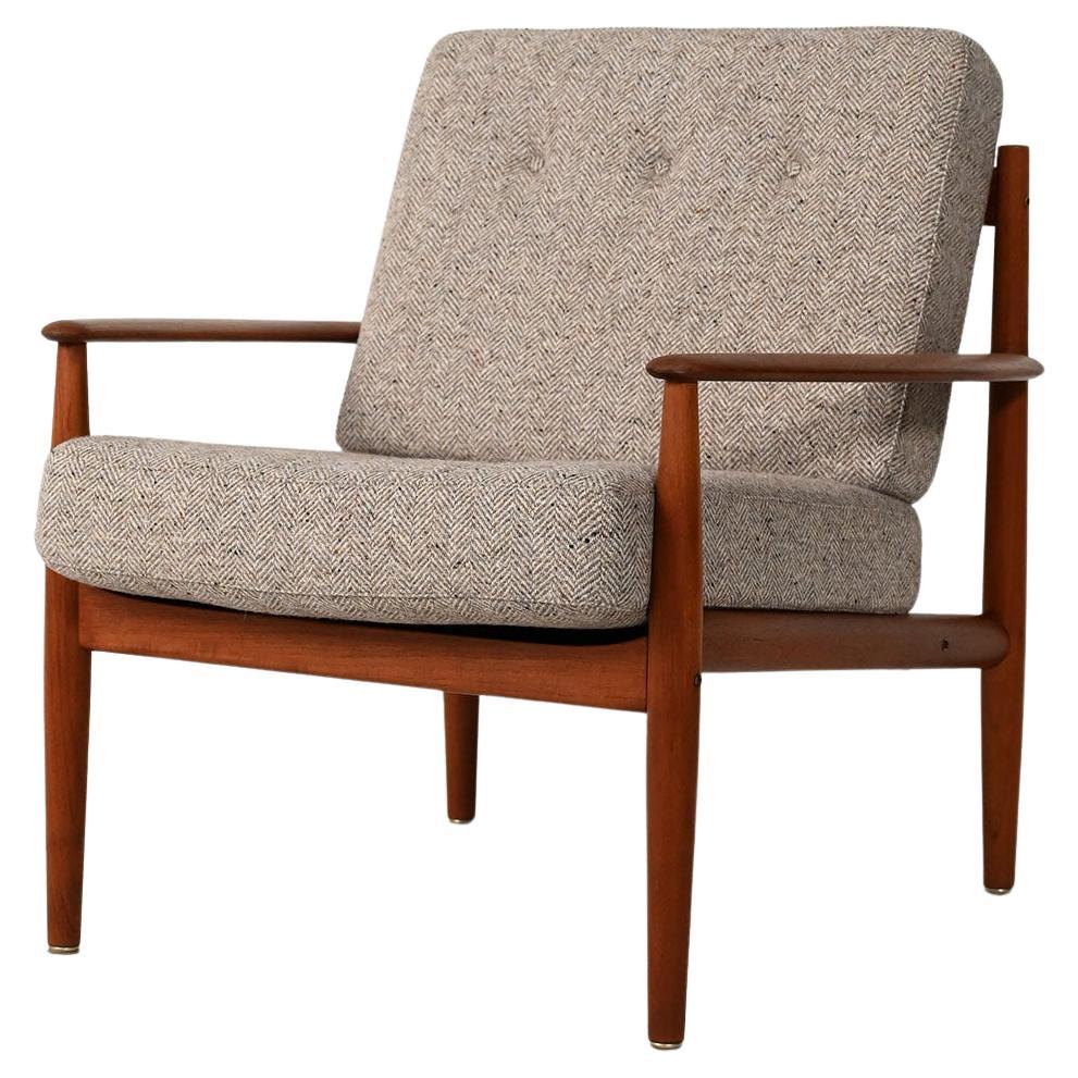 Poltrona danesa FD118 di Grete Jalk per France 
Søn, anni 
60