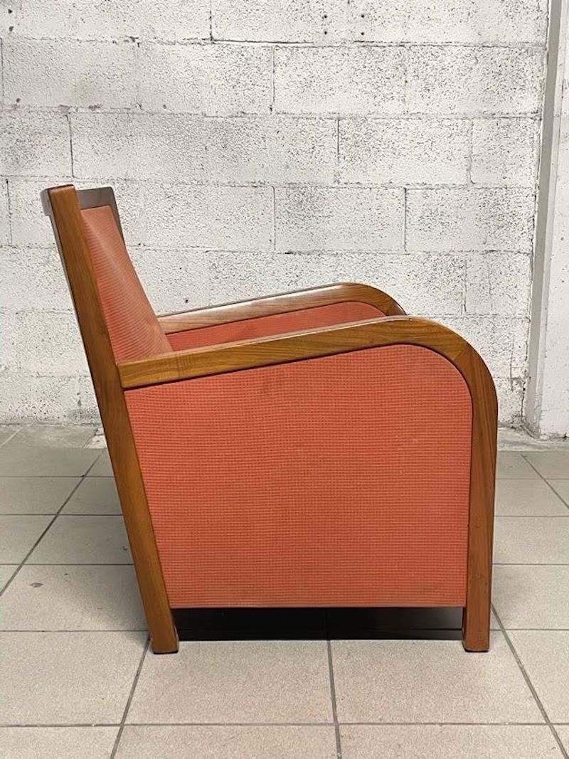 1940s deco sillón de nogal y tela Mid-20th Century en venta