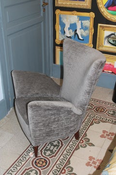 Armchair Italian Design 1950s geometric shapes wooden feet Gio Ponti Style