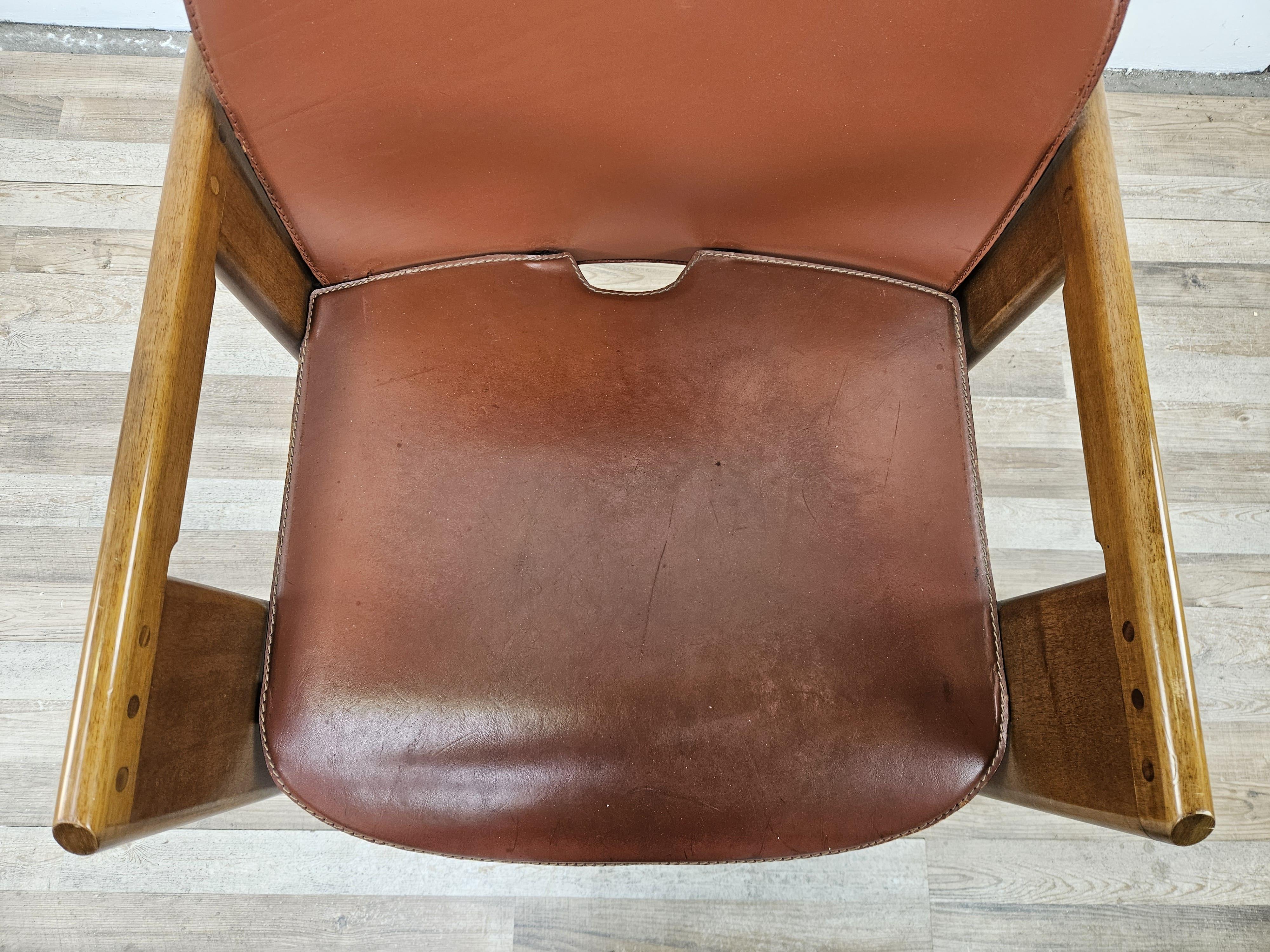 Poltrona Dialogo di Afra e Tobia Scarpa per B&B Italia 1970 2
