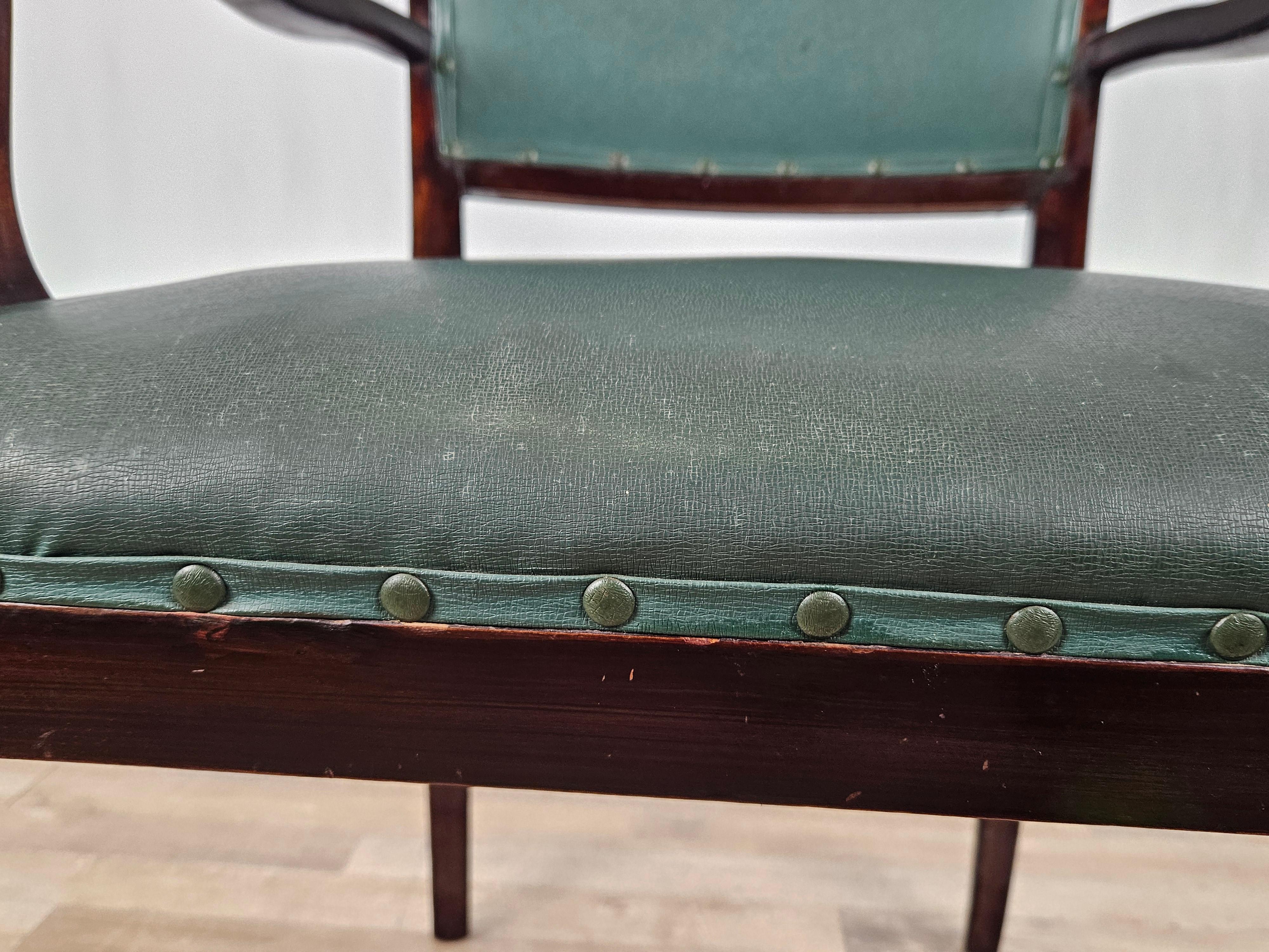 Walnut upholstered executive armchair 20th century For Sale 8