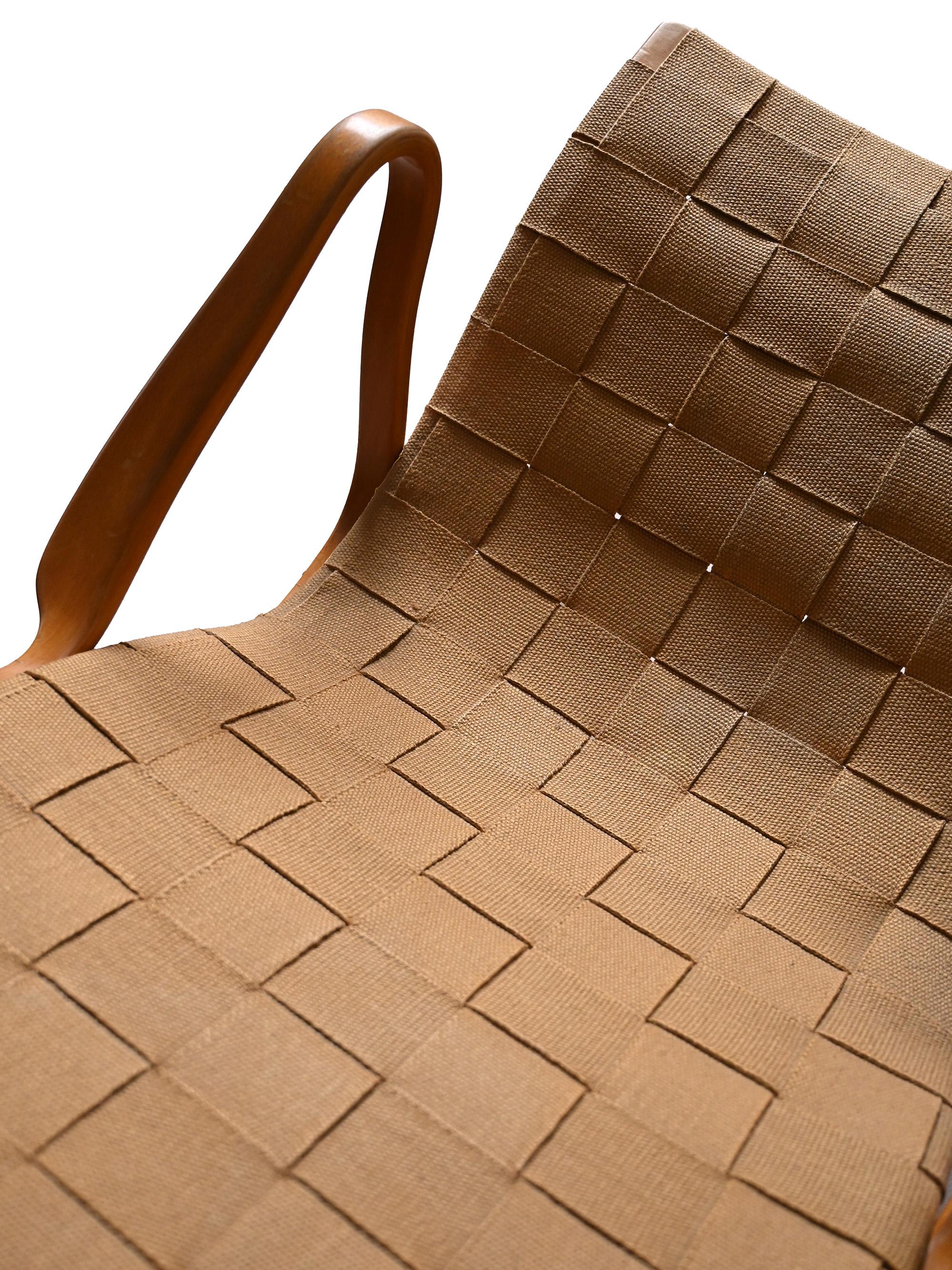 Sillón y reposapiés 