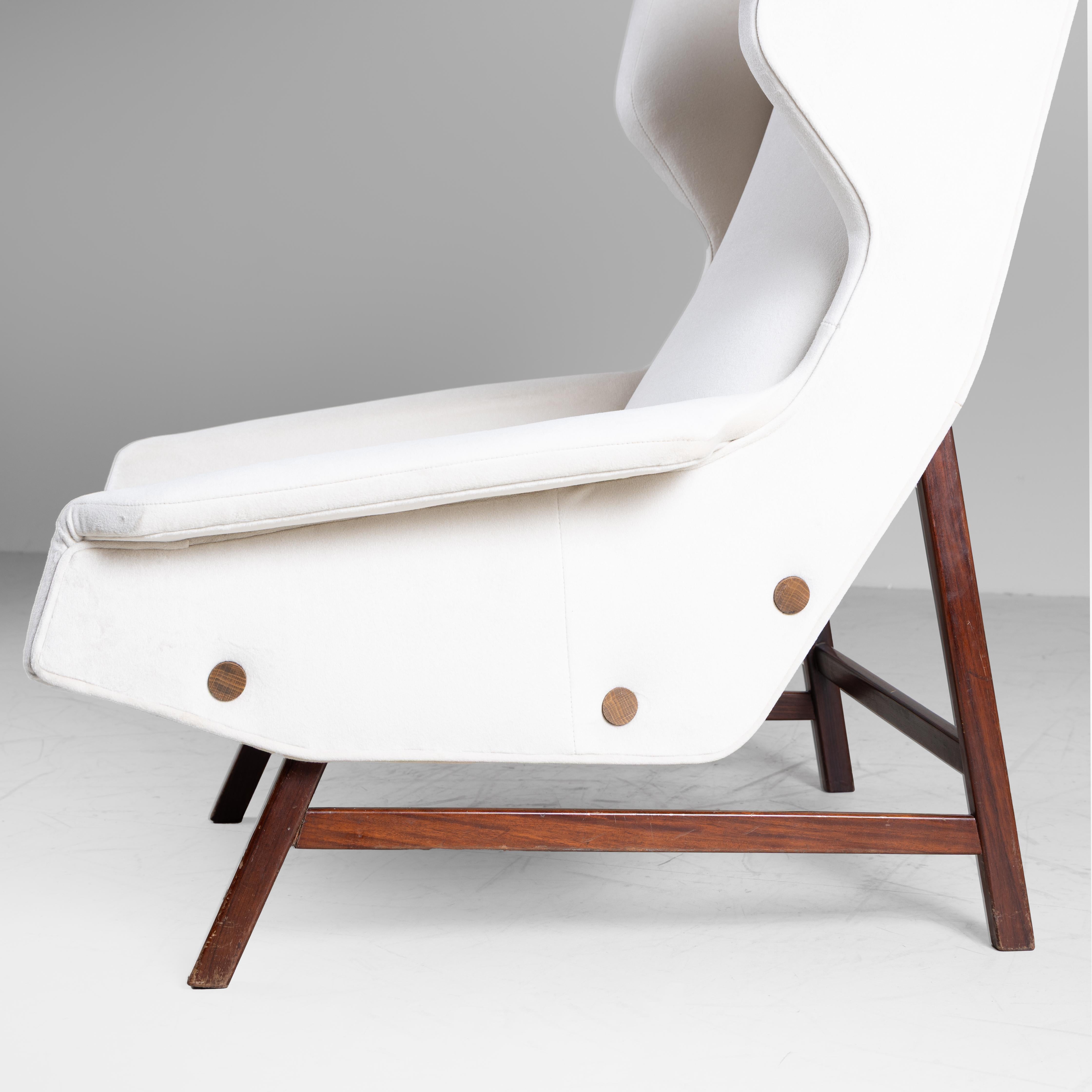 Poltrona e pouf mod. 877, Gianfranco Frattini, Cassina, 1959 in vendita 3