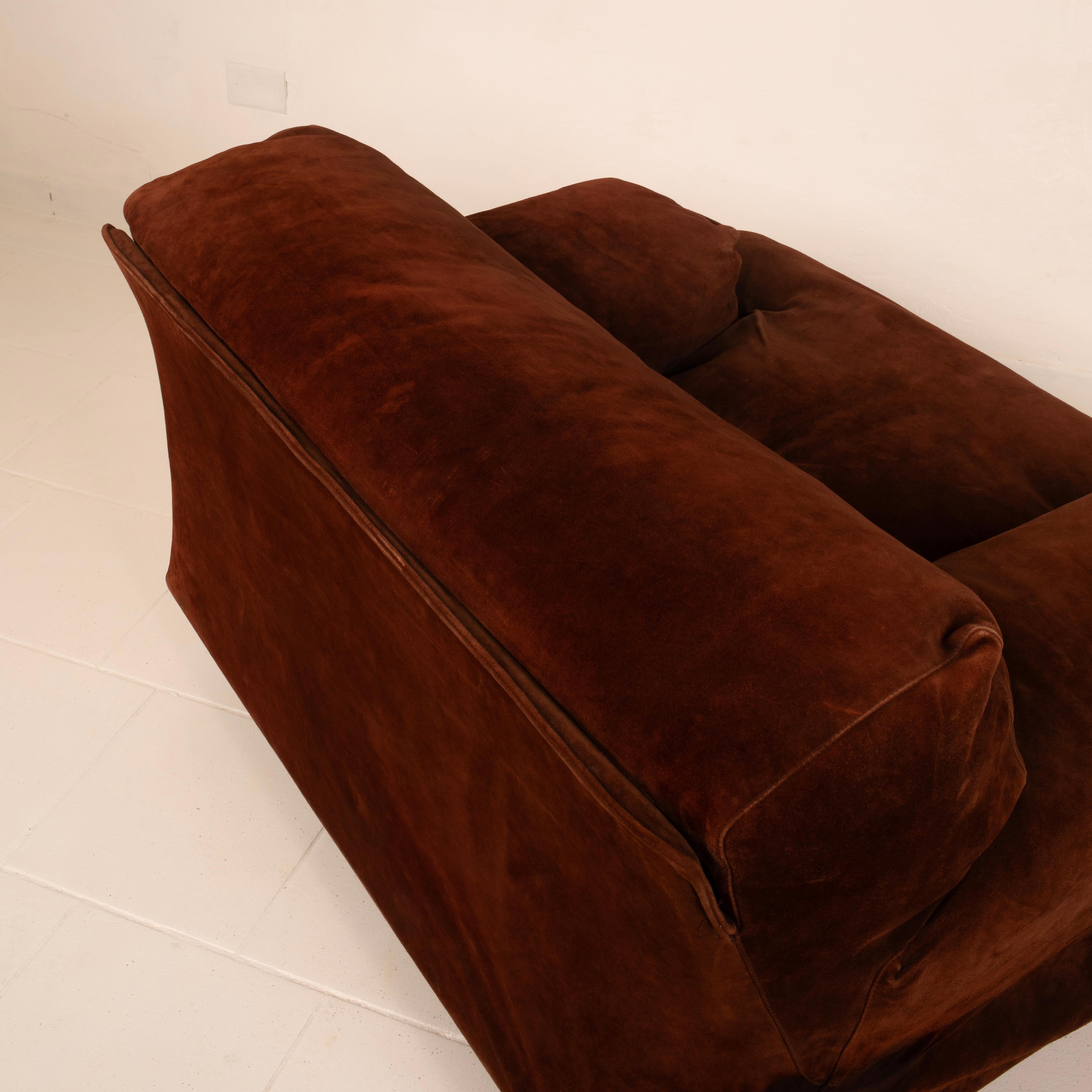 Suede Poltrona 