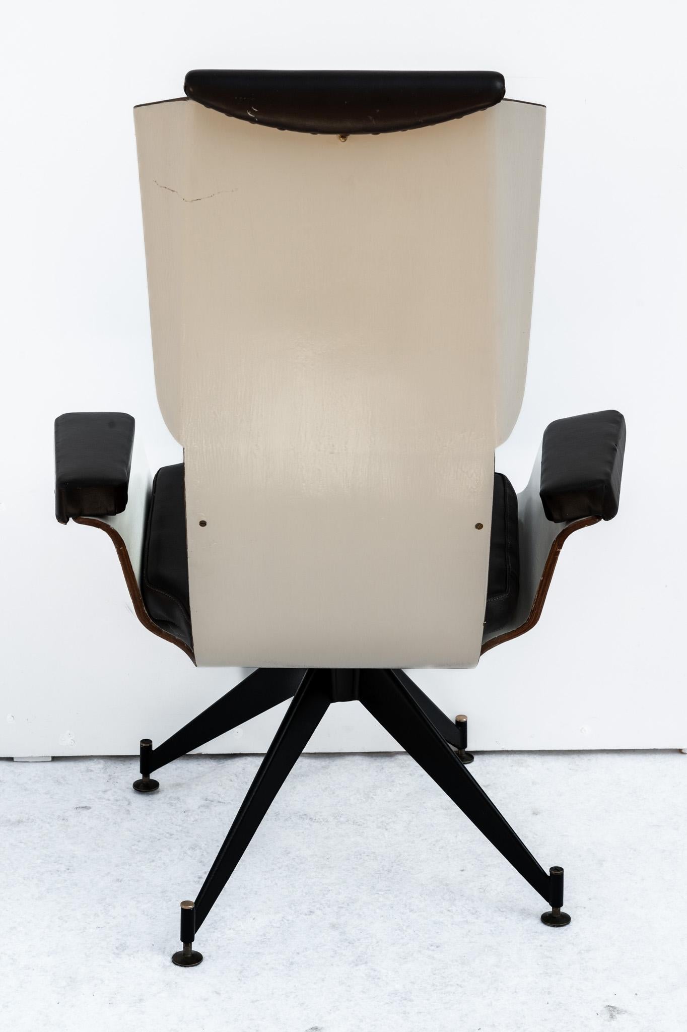 Mid-Century Modern Poltrona Fratelli Pozzi, Anni '60 en vente