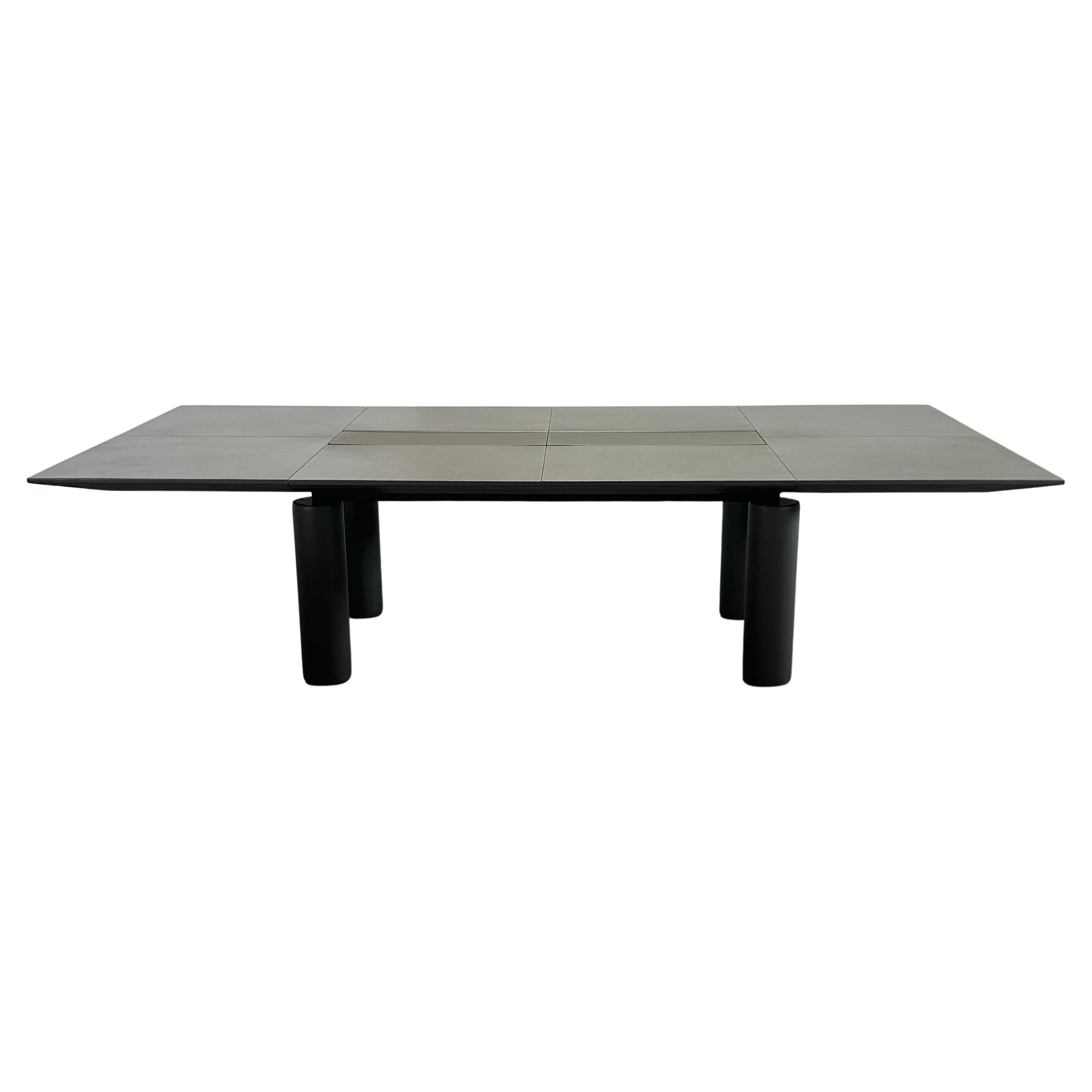 Poltrona Frau Table de réunion CEO Cube en vente