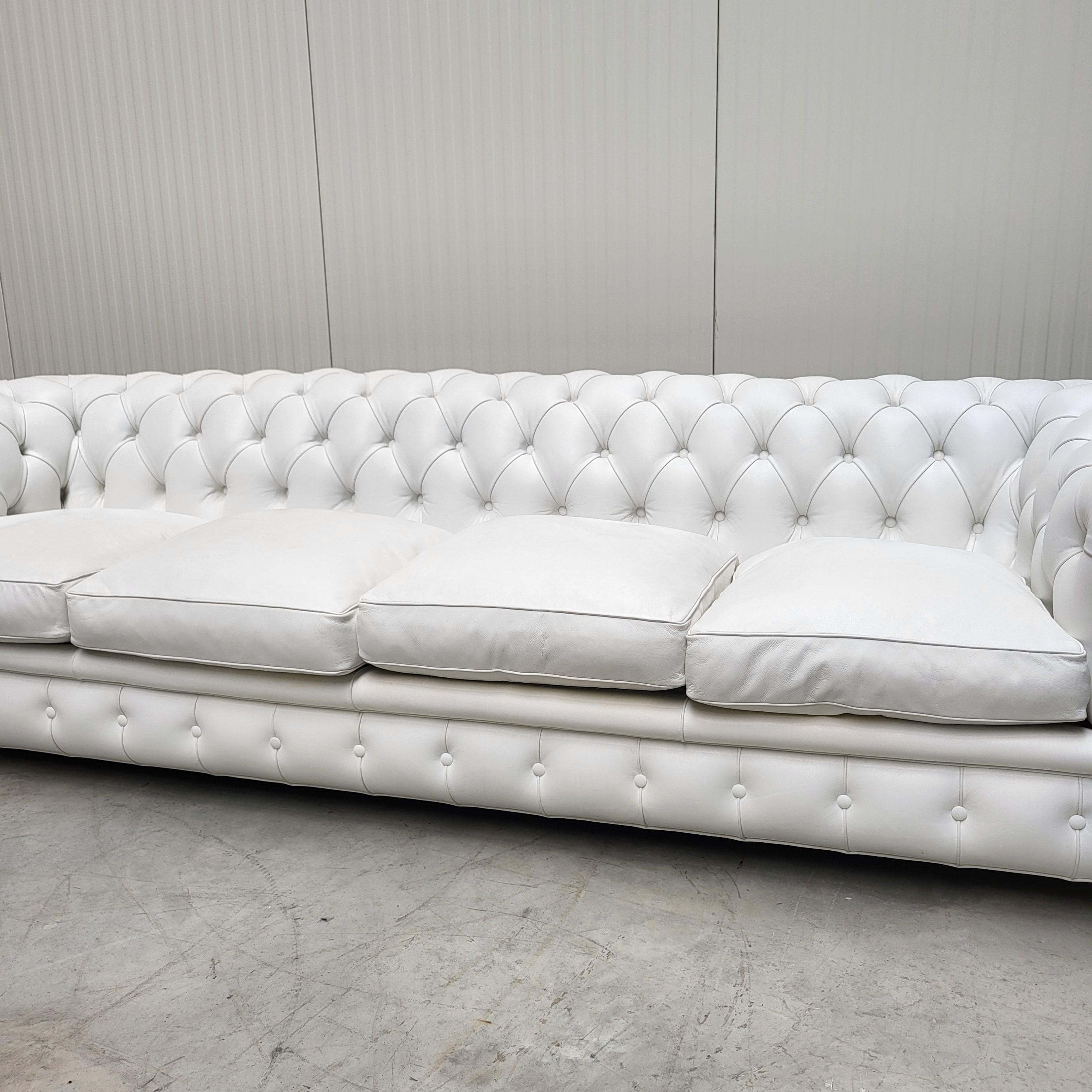 Fatto a mano Poltrona Frau Divano 4er personalizzato Mod. Chester Italia Chesterfield in vendita