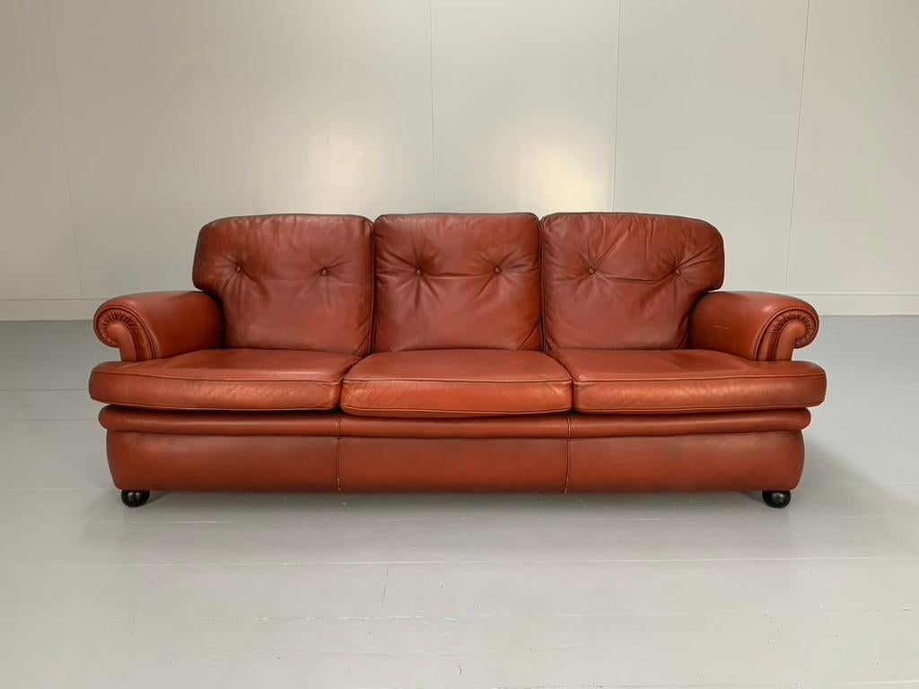 On offer on this occasion is a piece capable of being the last leather sofa you might ever need to buy, it being an ultra-rare 3-seat 