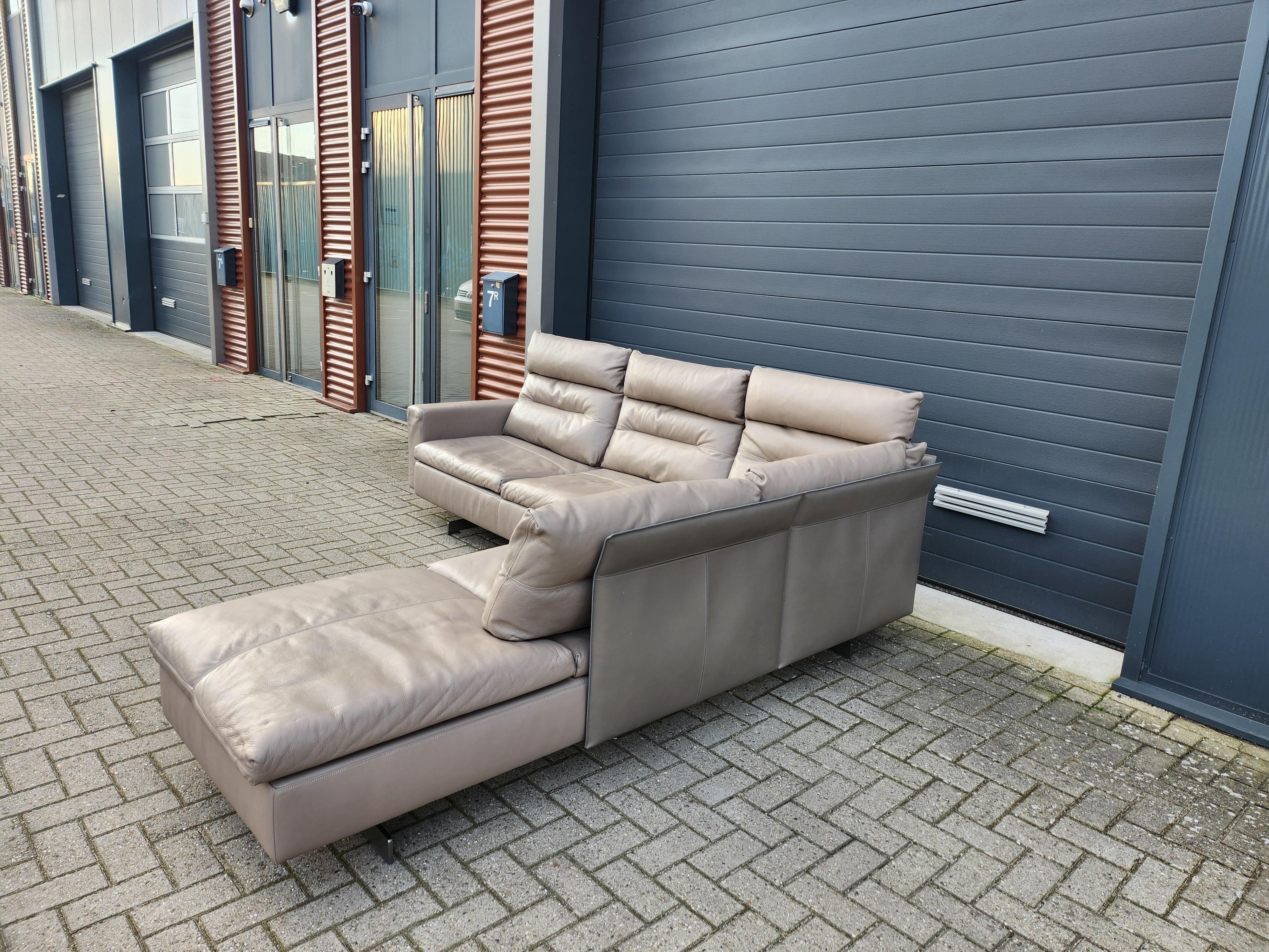 Poltrona Frau GranTorino Sofa aus Leder (Moderne) im Angebot