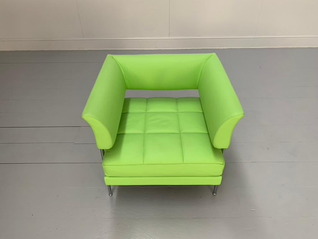 Fauteuil Hydra Enif Poltrona Frau en cuir vert 