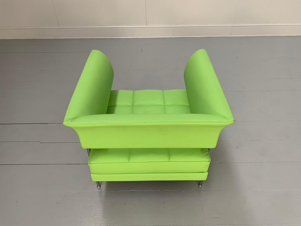 Fauteuil Hydra Enif Poltrona Frau en cuir vert 