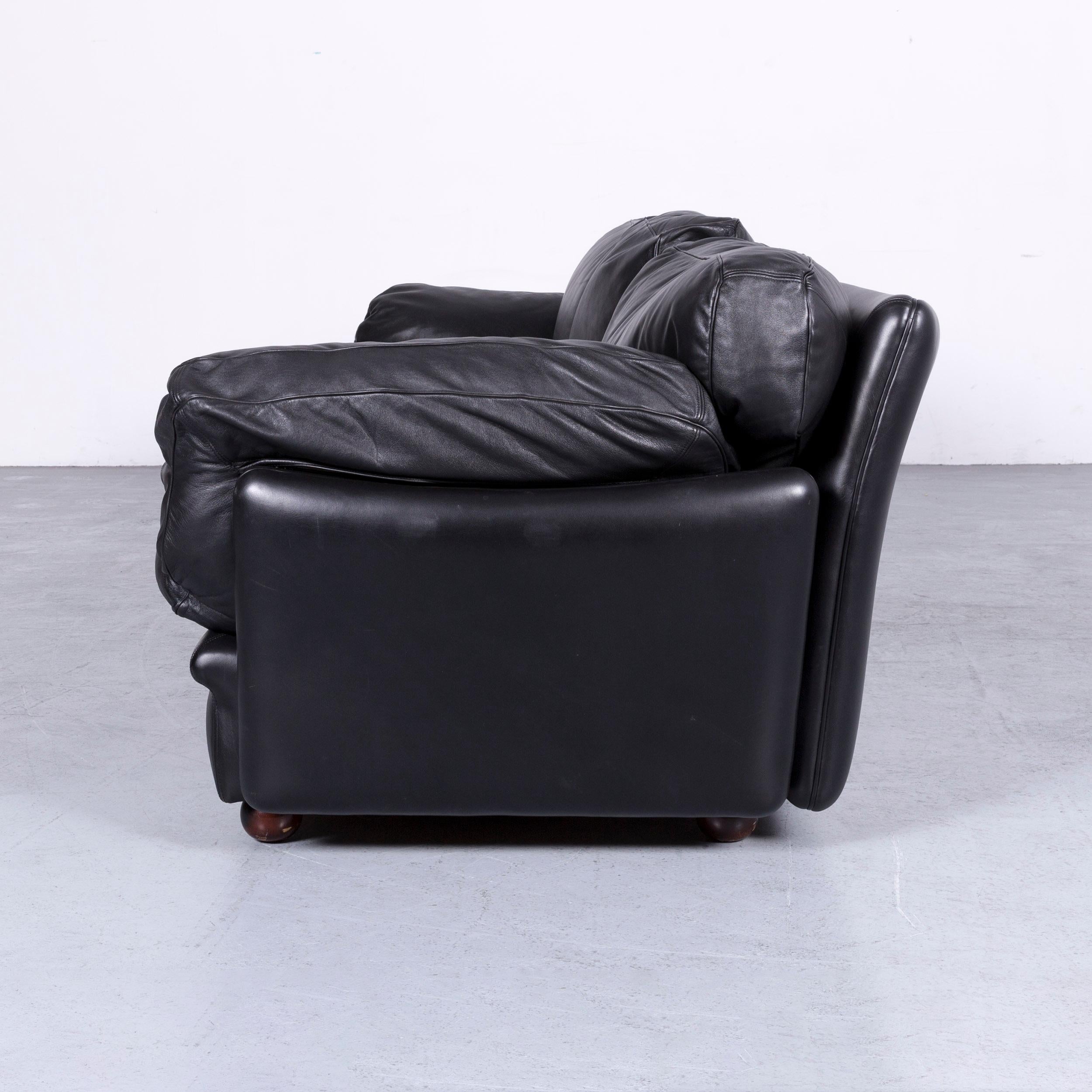 Poltrona Frau Leather Sofa Black Genuine Leather Three-Seat Couch For Sale 2