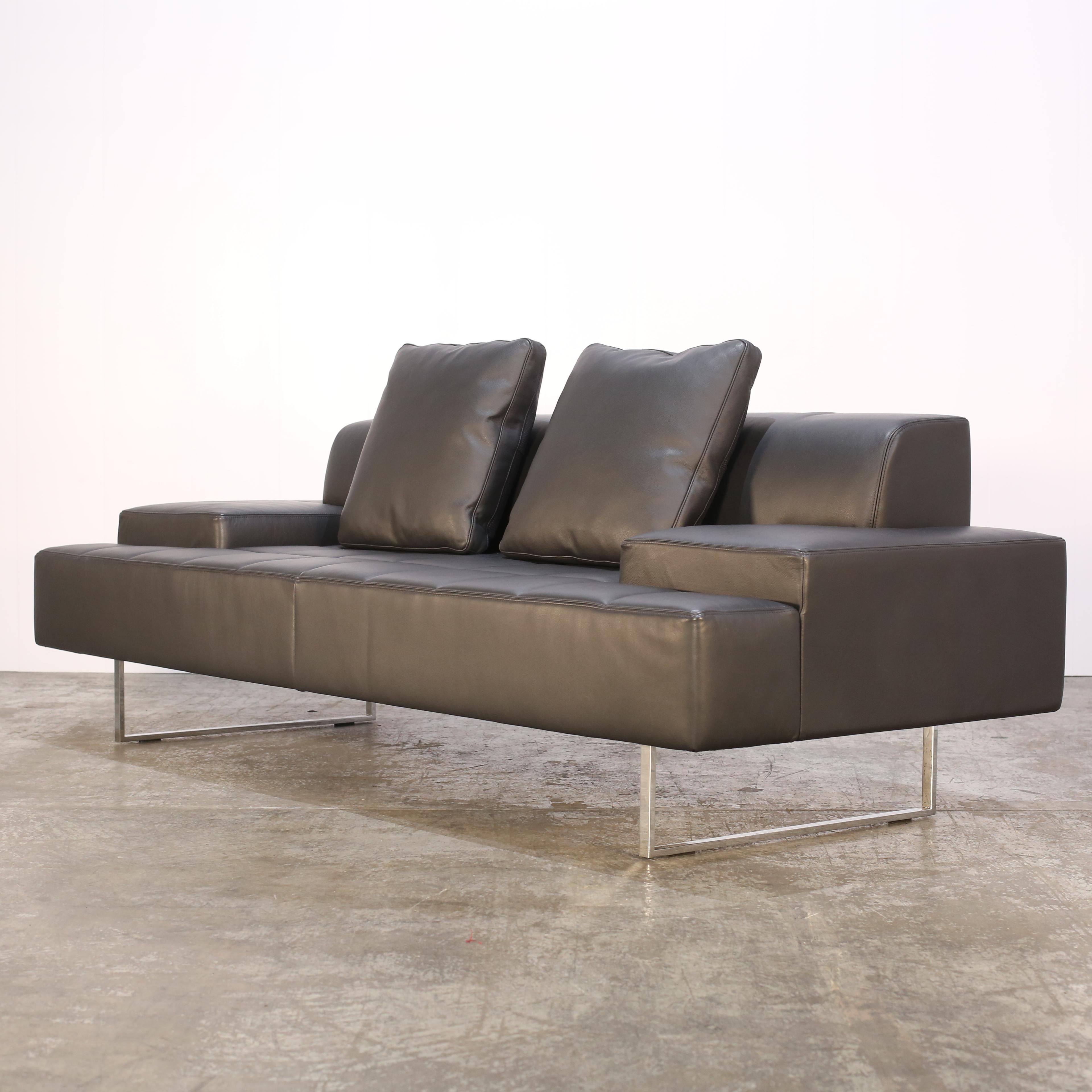 Métal Sofa Poltrona Frau Quadra de Studio Cerri & Associates en vente
