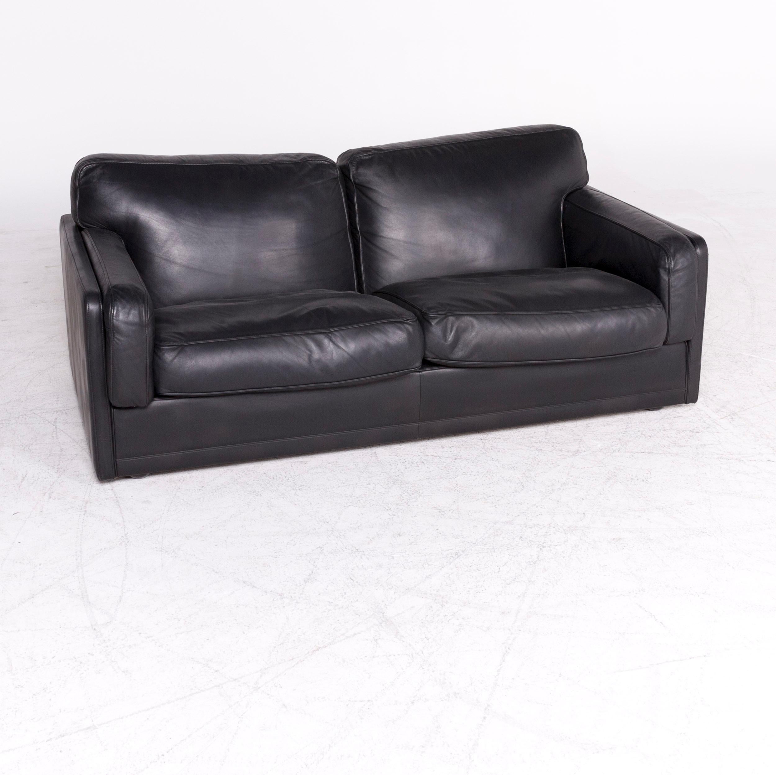 We bring to you a Poltrona Frau Socrate designer leather sofa set black genuine leather two.

Product measurements in centimeters:

Depth 96
Width 175
Height 73
Seat-height 42
Rest-height 55
Seat-depth 51
Seat-width 139
Back-height
