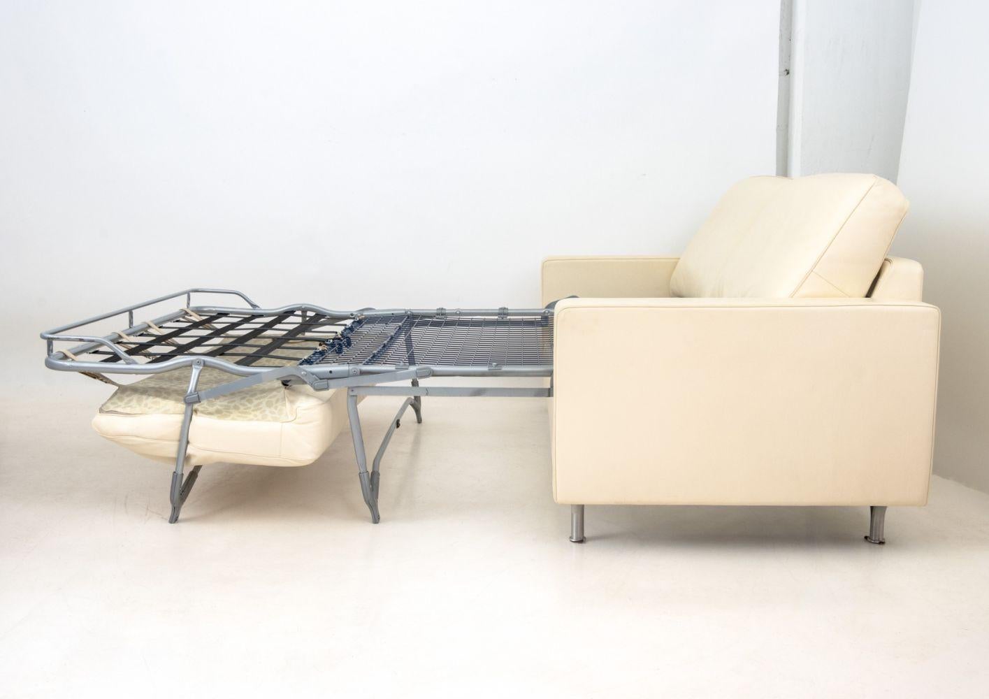 Poltrona Frau Sofá cama de piel blanco en venta 2