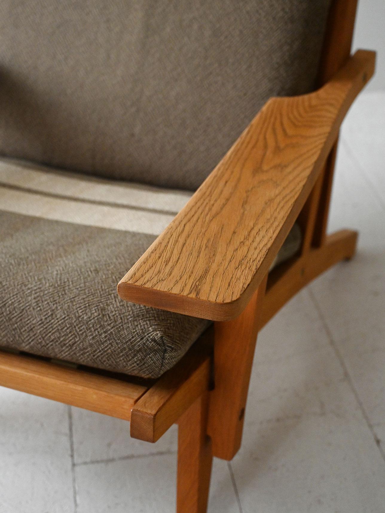 Poltrona GE 375 di Hans Wegner per Getama In condizioni buone in vendita a Brescia, IT