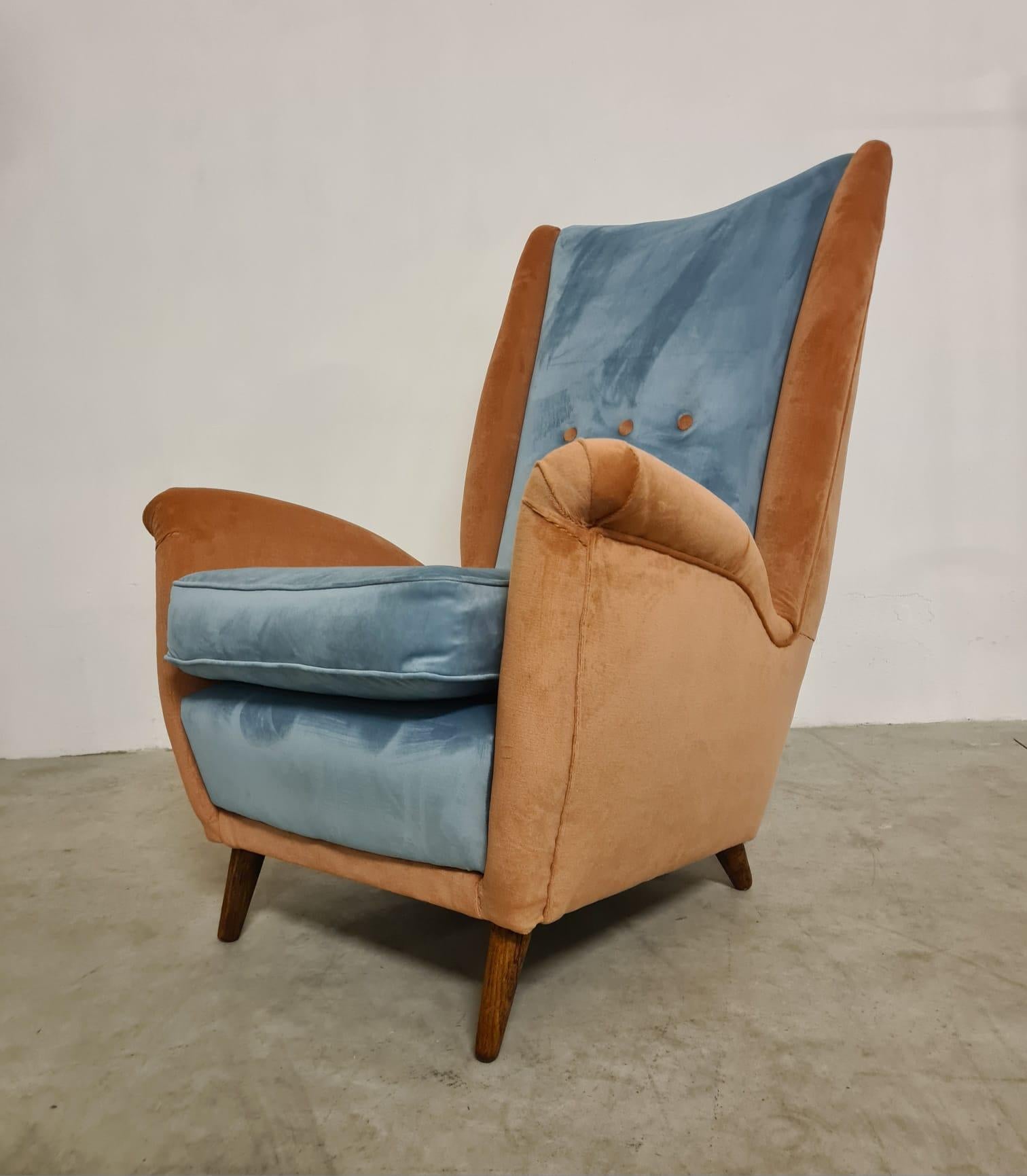 Sillón Gio Ponti para ISA bergamo en venta 4