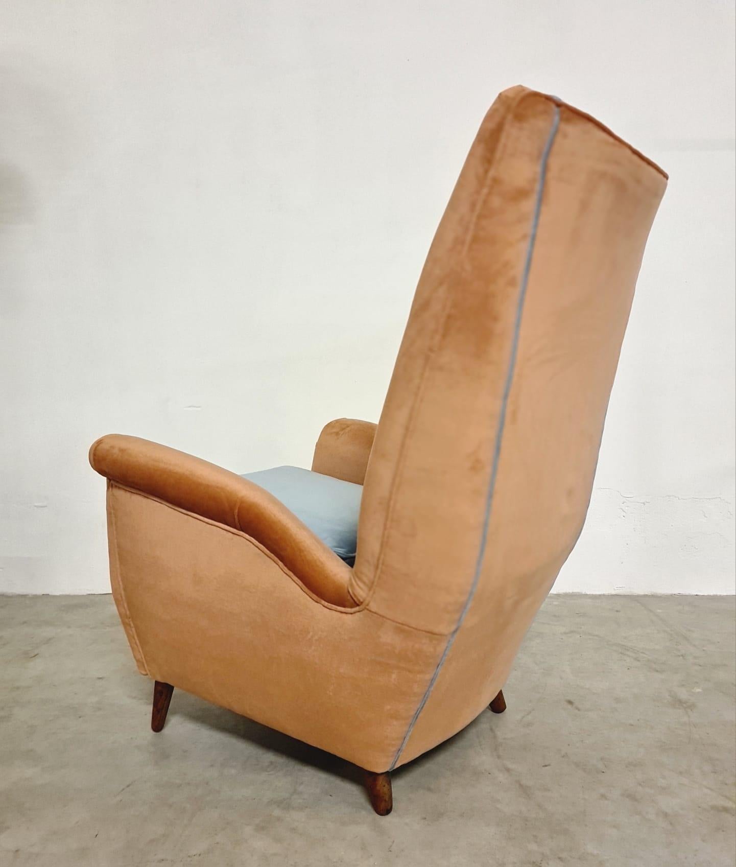 Sillón Gio Ponti para ISA bergamo en venta 2