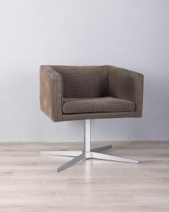 Metal and fabric swivel armchair model "Cubica" design Verzelloni