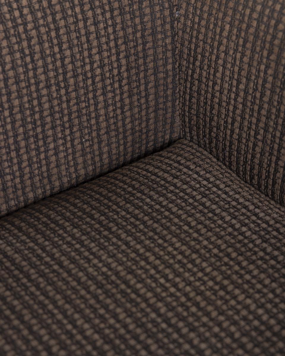 Drehsessel aus Metall und Stoff Modell 'Cubica' Design Verzelloni (Zeitgenössisch) im Angebot