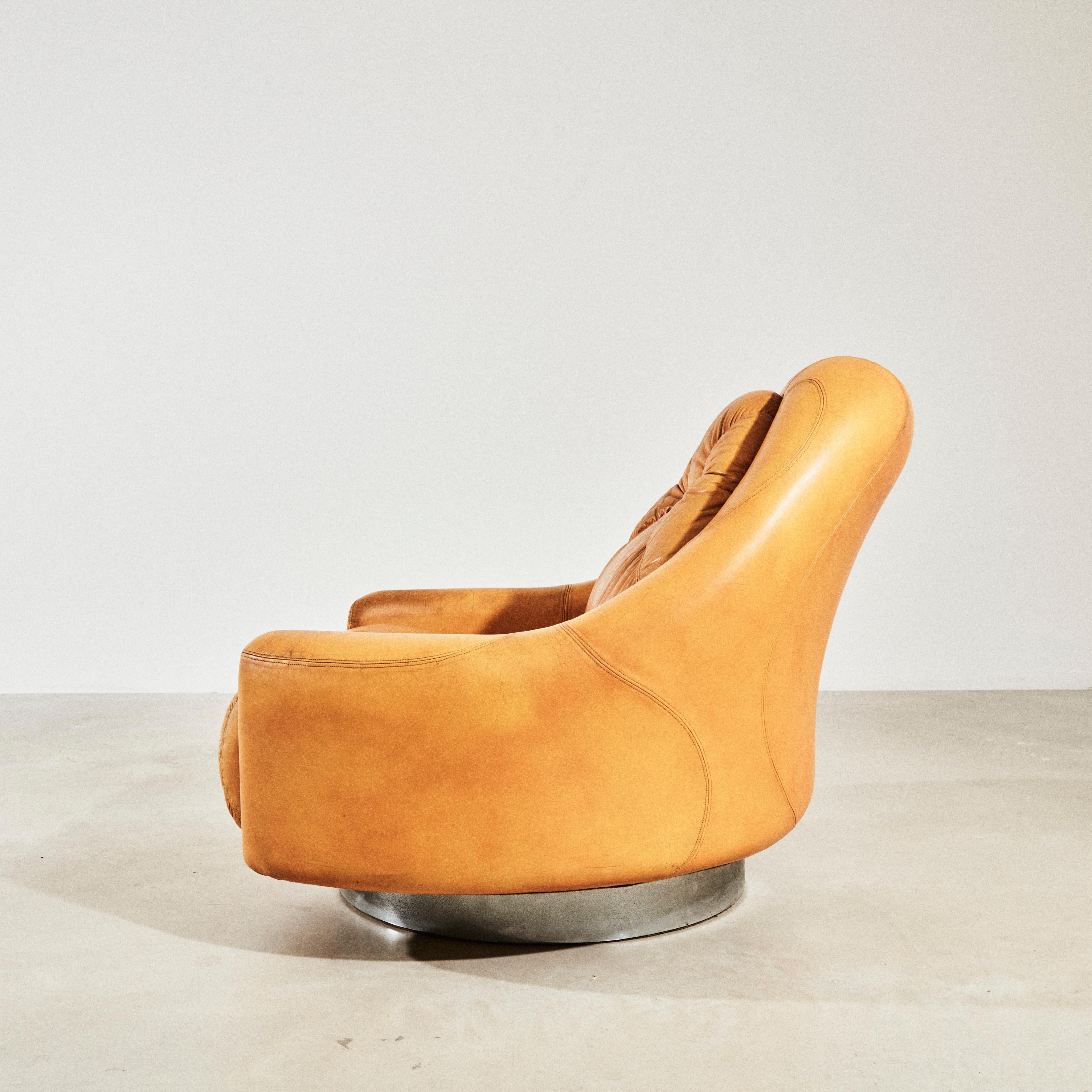 Fauteuil pivotant en cuir, design de Guido Faleschini pour Mariani v. 1975 en vente 10