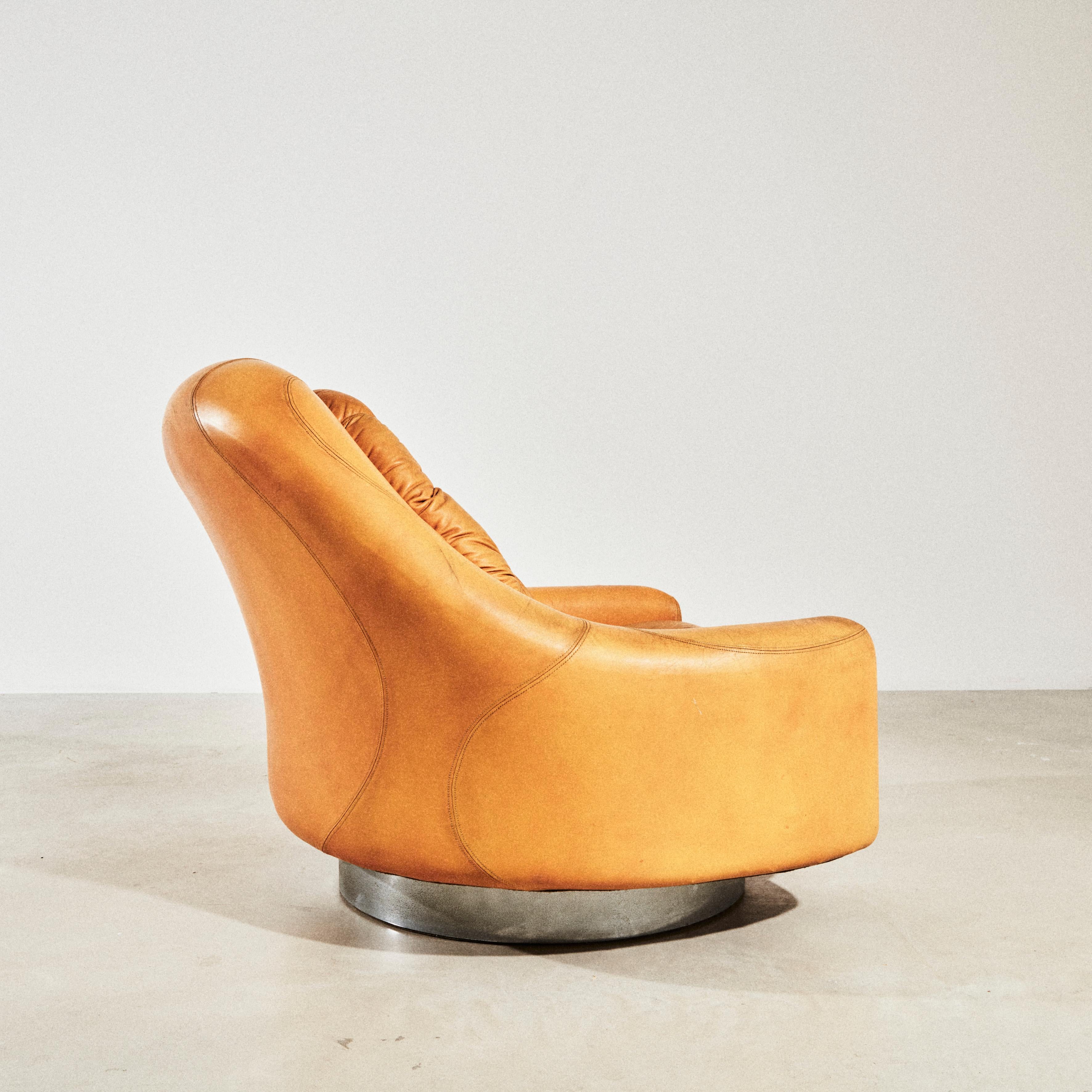 Fauteuil pivotant en cuir, design de Guido Faleschini pour Mariani v. 1975 Bon état - En vente à Milano, Lombardia