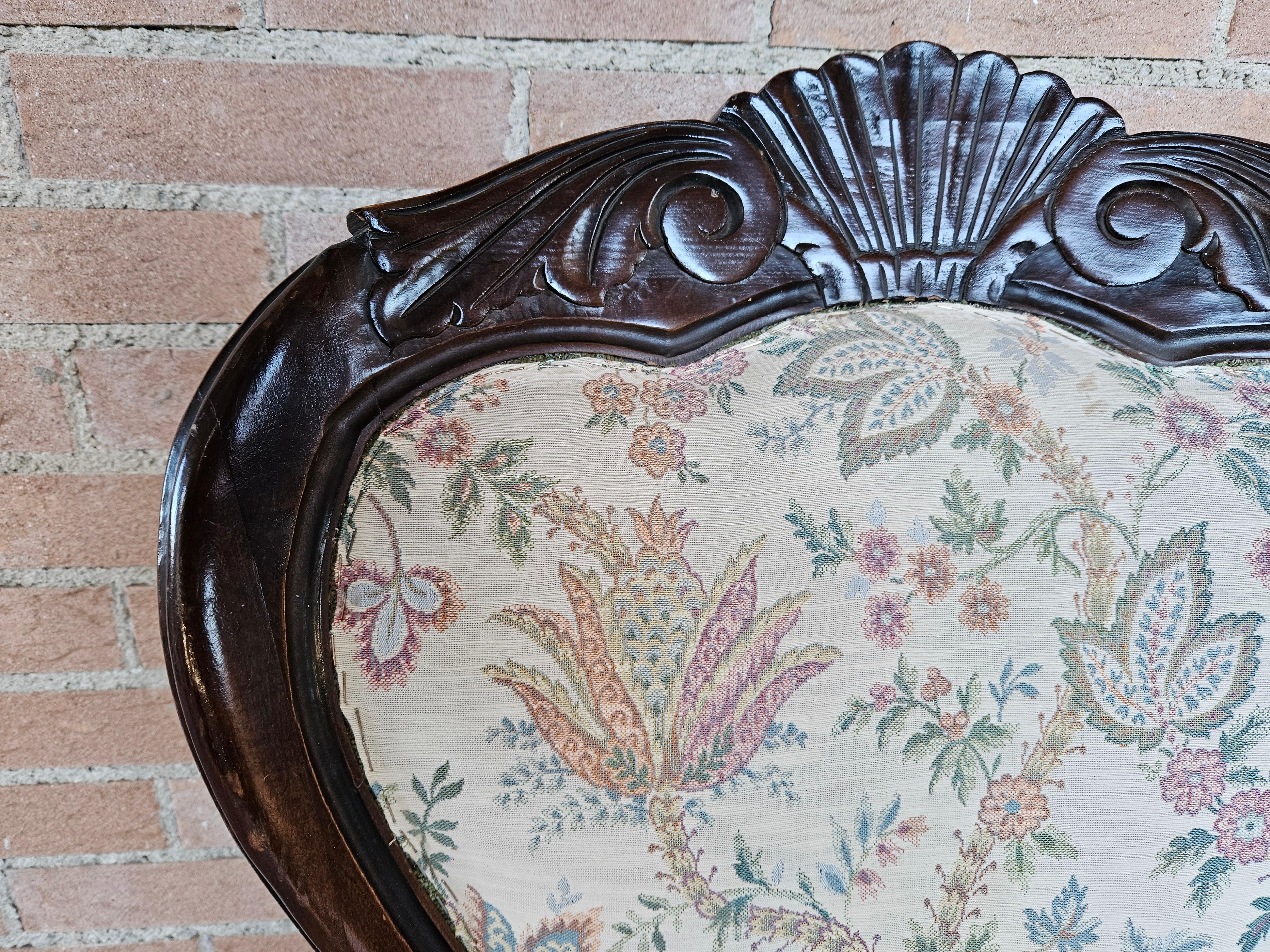 Sillón tapizado estilo Louis Philippe de 1940 en venta 1