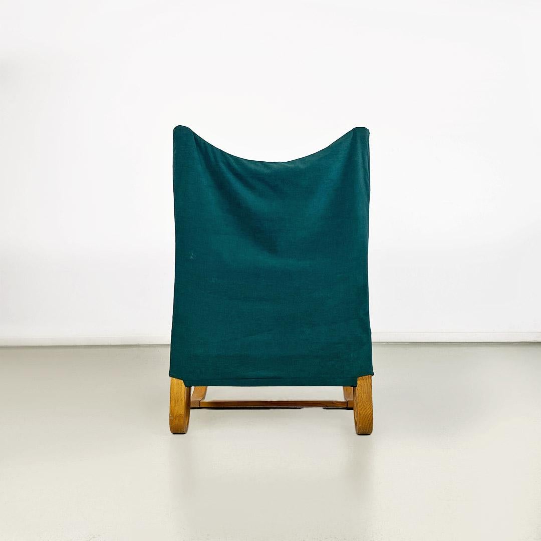 Fabric Poltrona in legno massello curvato e velluto verde e marrone, di Danber, 1970 ca For Sale