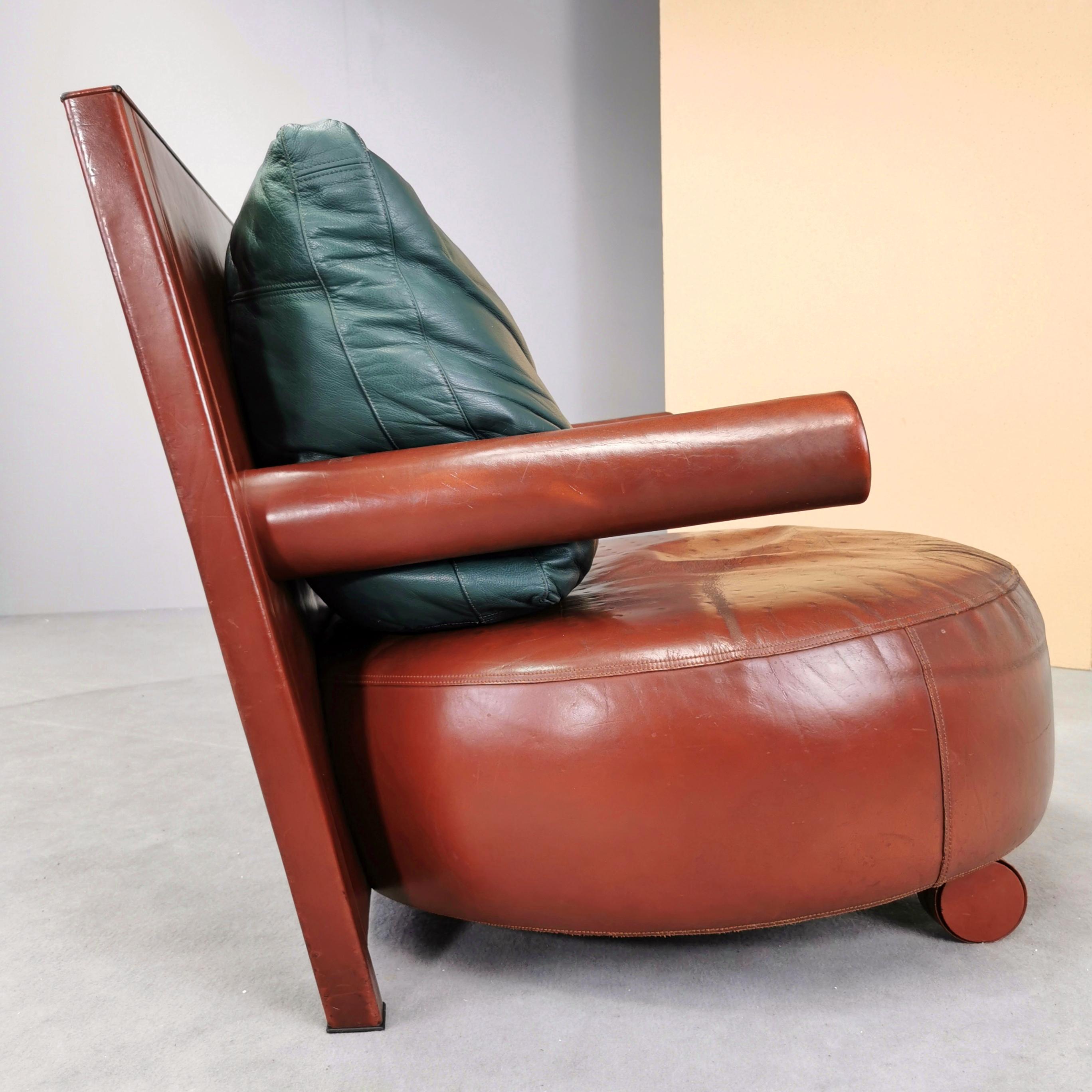 Baisity leather armchair designer A. Citterio for B&B Italia 1980's For Sale 2