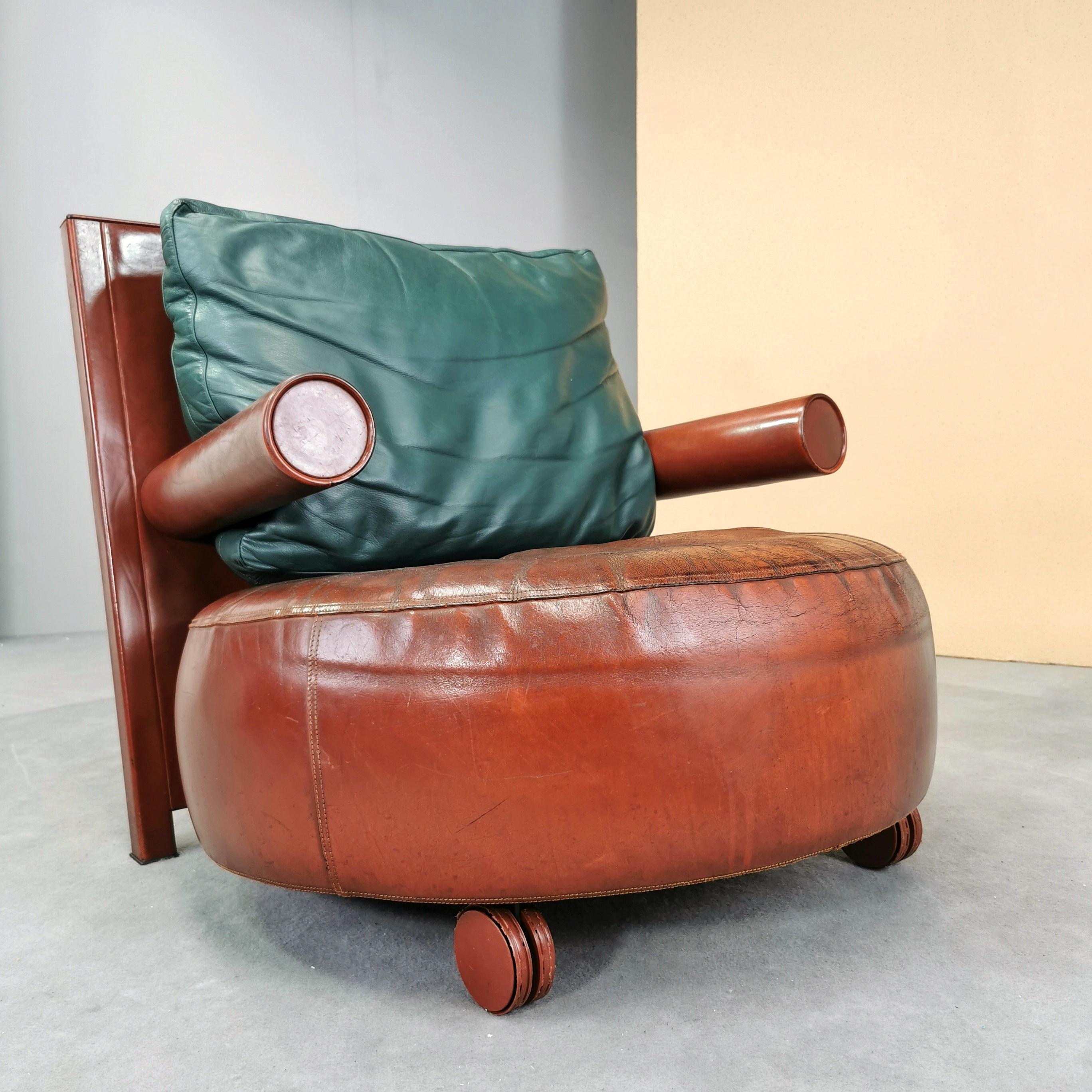 Baisity leather armchair designer A. Citterio for B&B Italia 1980's In Good Condition For Sale In Milano, MI