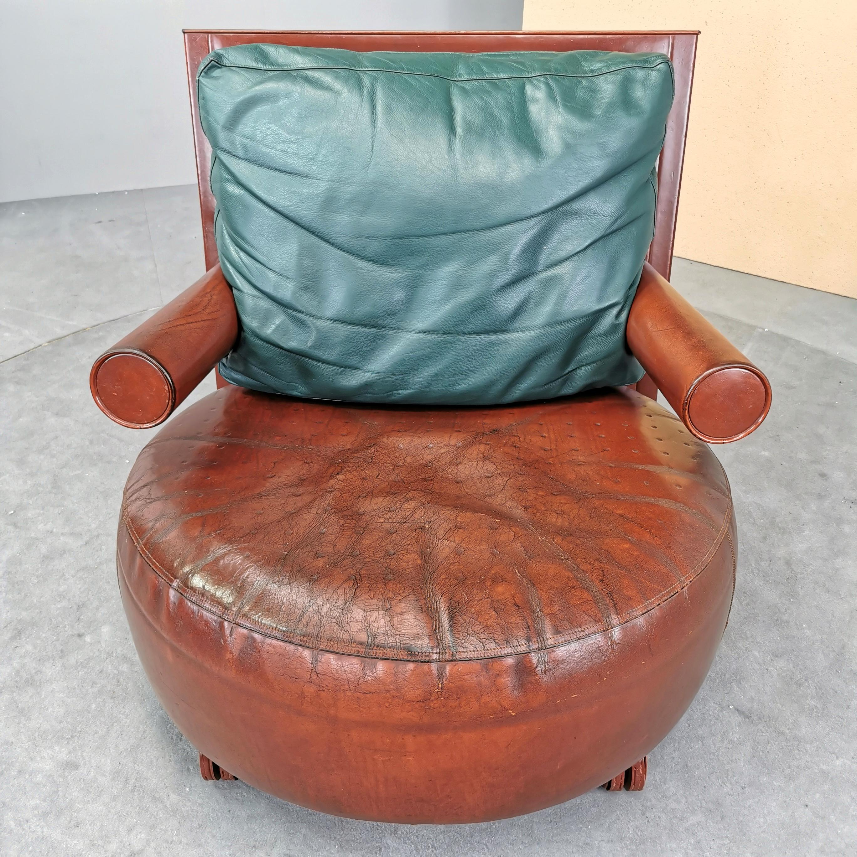 Baisity leather armchair designer A. Citterio for B&B Italia 1980's For Sale 1