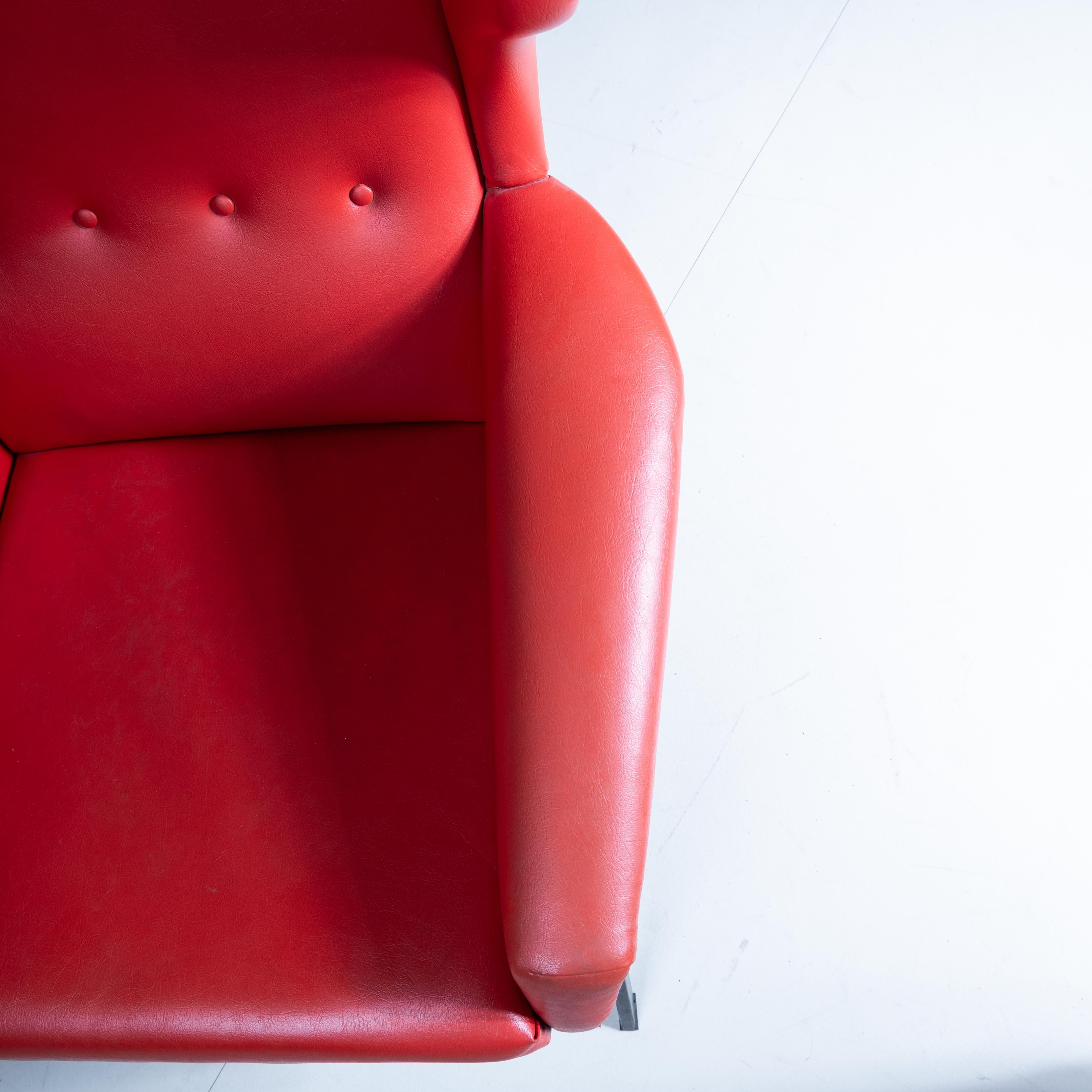 Sillón skai rojo, 1970 en venta 5