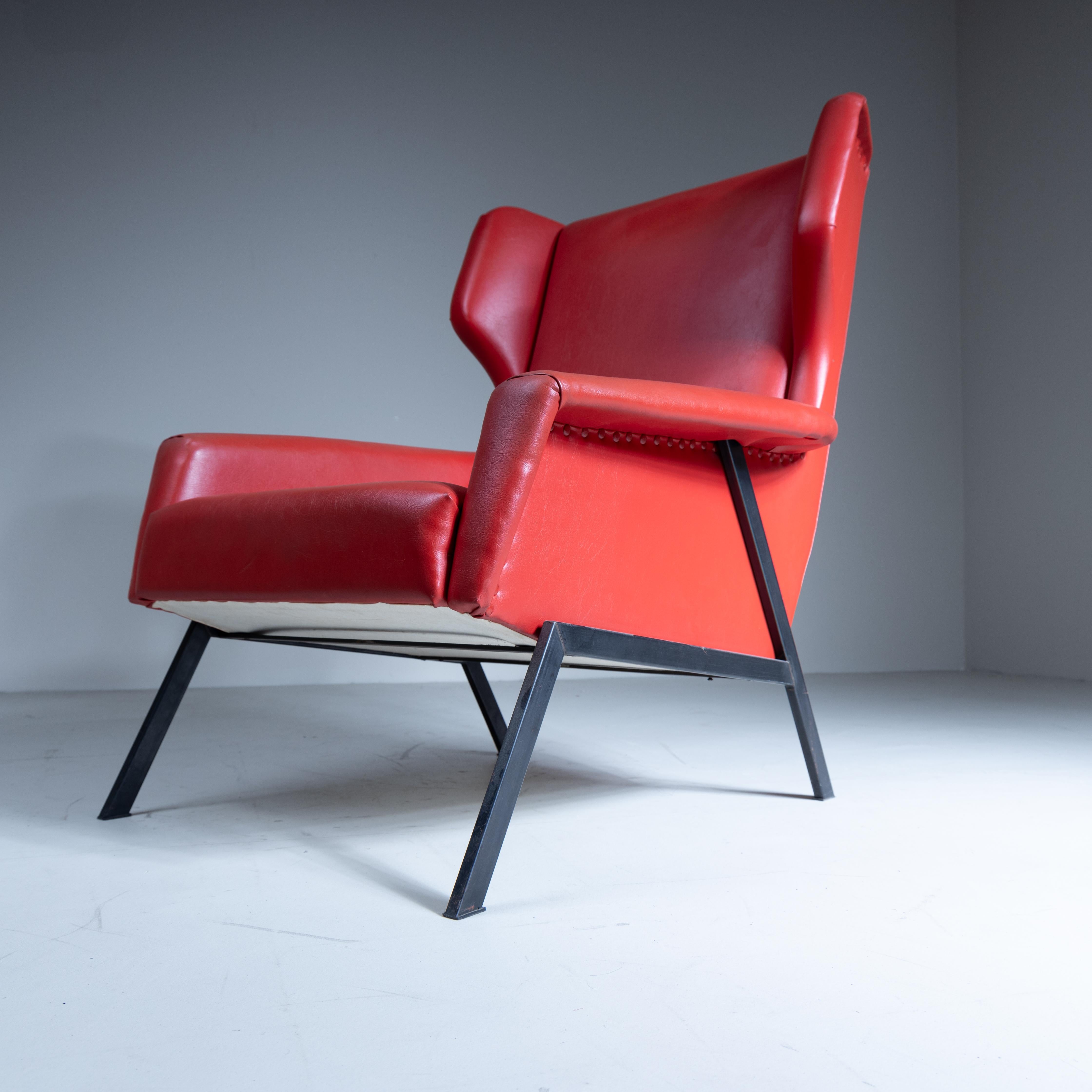 Sillón skai rojo, 1970 en venta 1