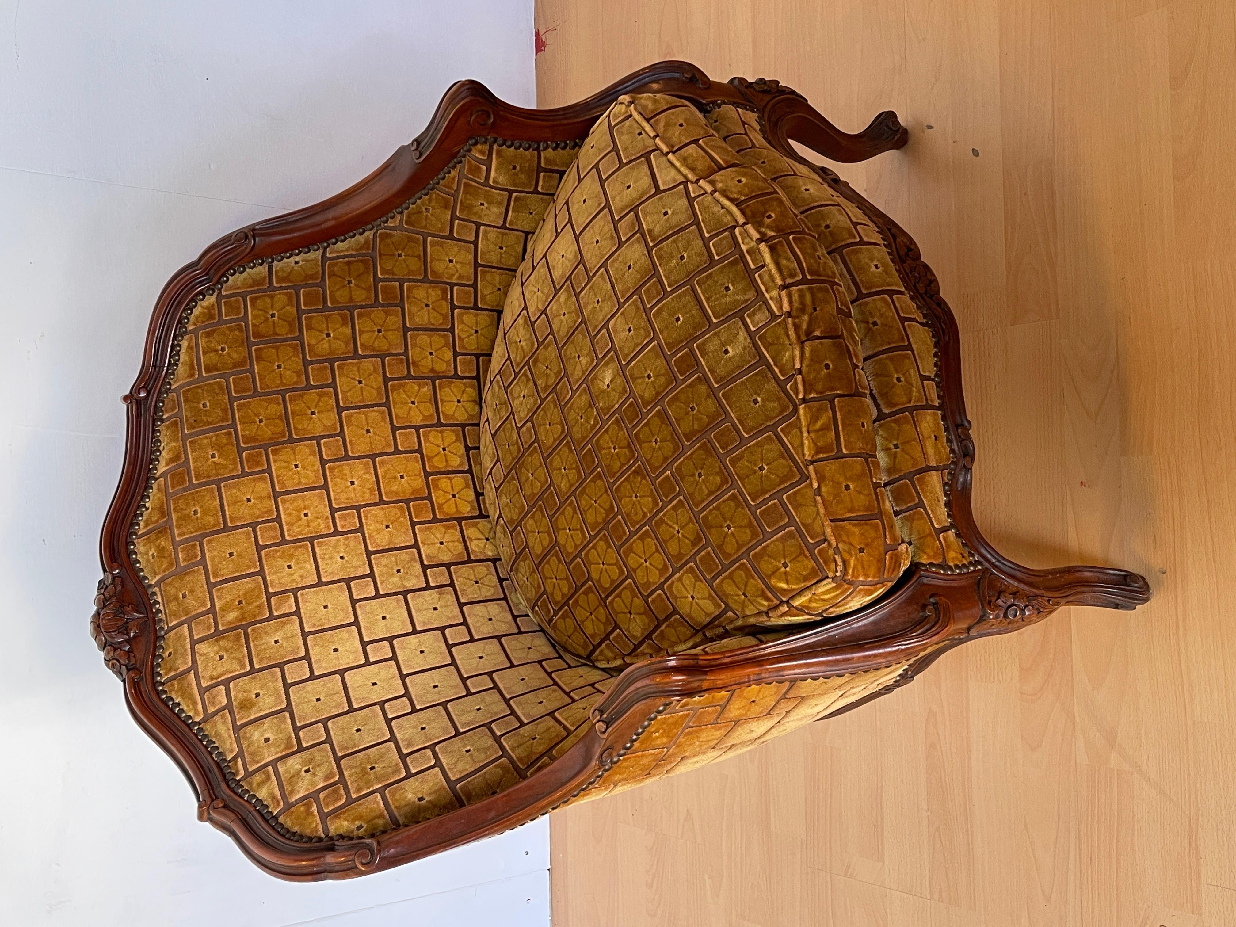 Poltrona in stile barocco italiano in legno intagliato e tessuto anni '40 en vente 5