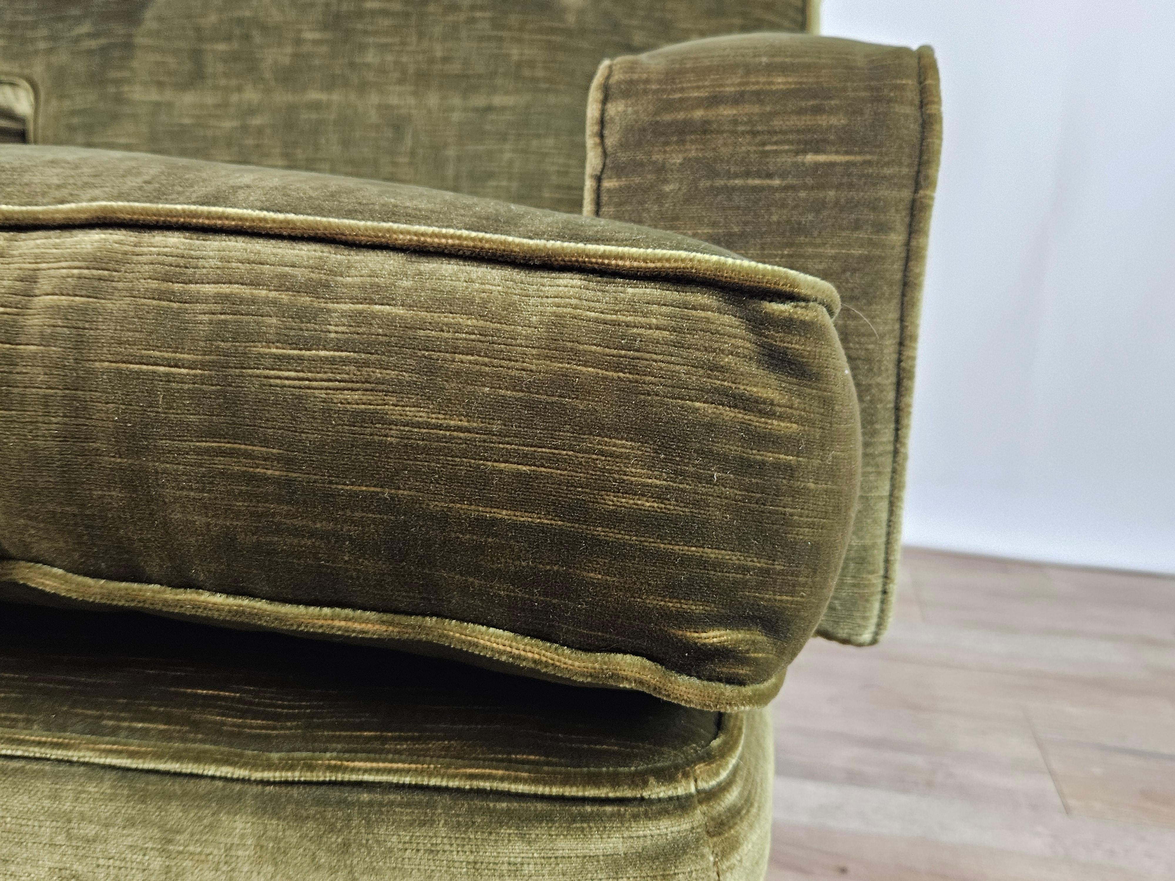 Green fabric armchair with wooden feet For Sale 2