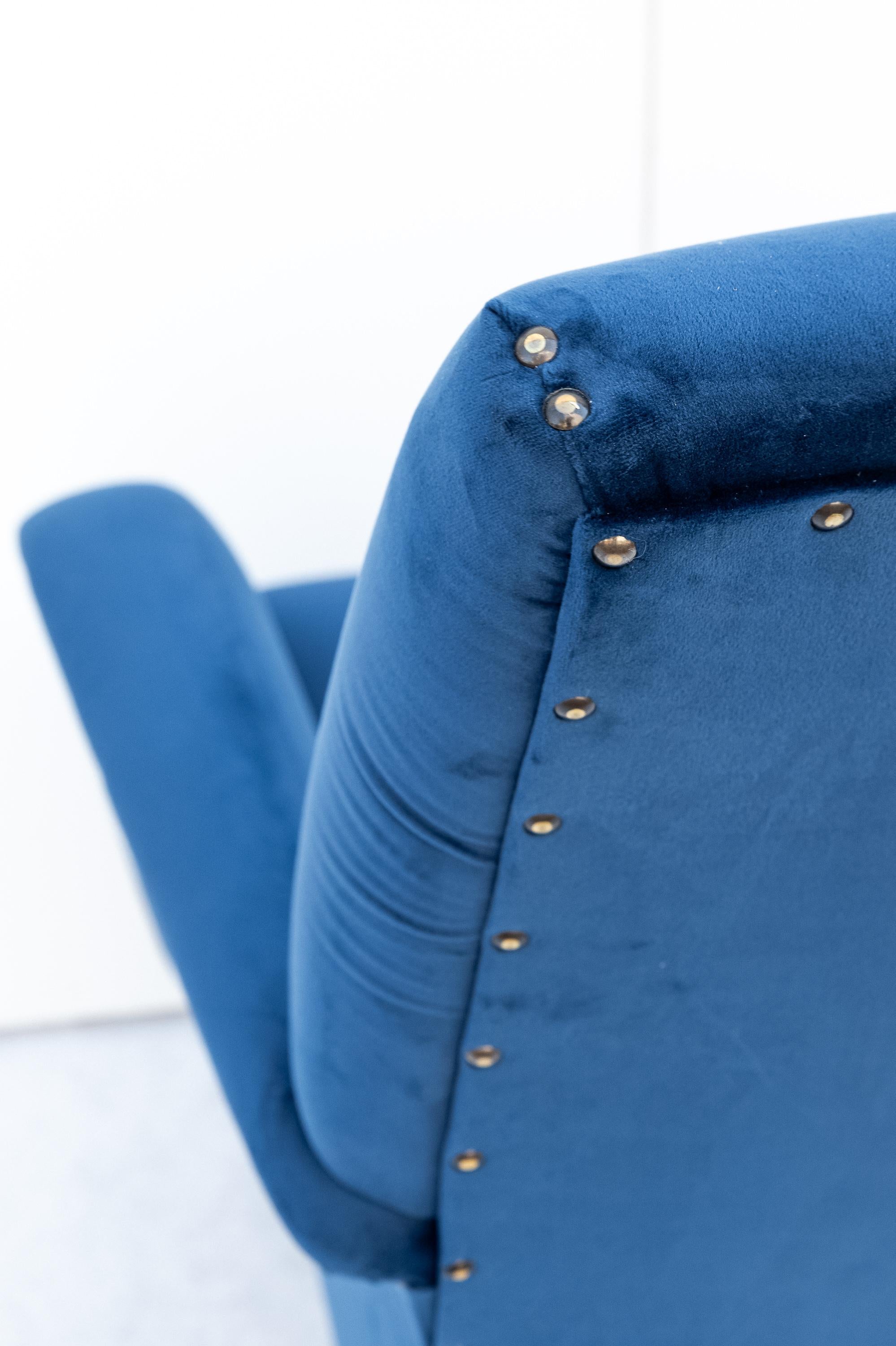 Poltrona in velluto, Anni '50 For Sale 2