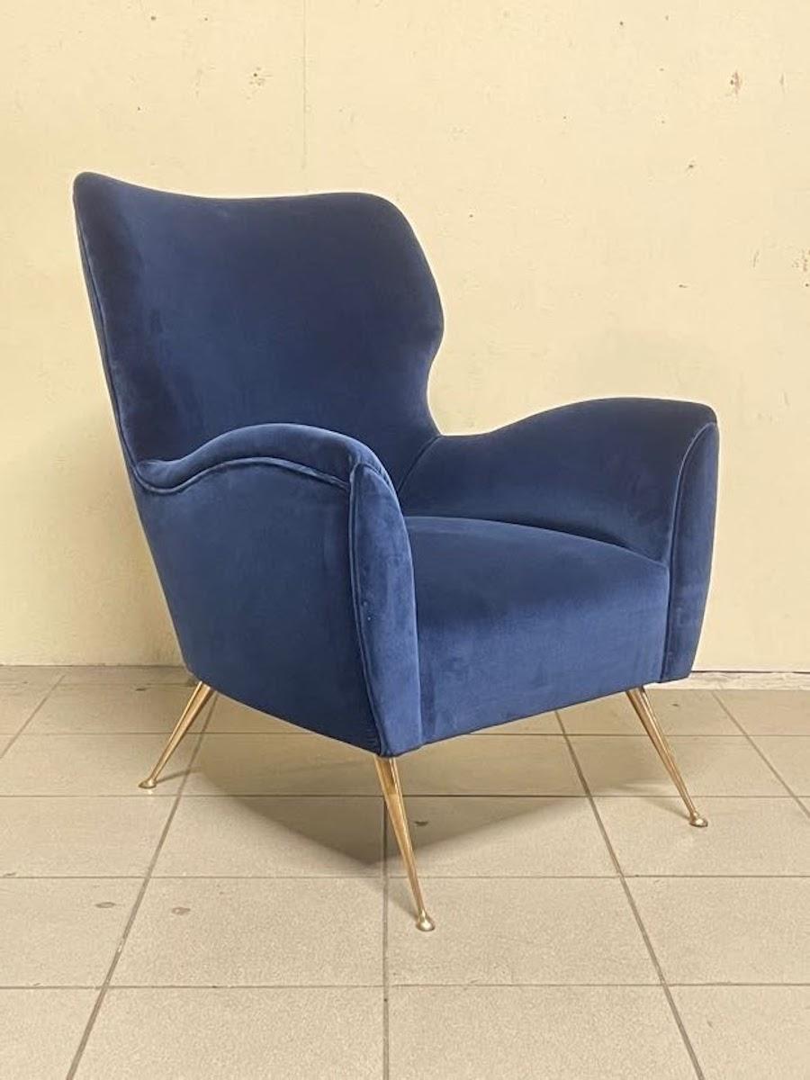 Blauer Samt-Sessel aus den 1950er Jahren im Zustand „Hervorragend“ im Angebot in SAN PIETRO MOSEZZO, NO