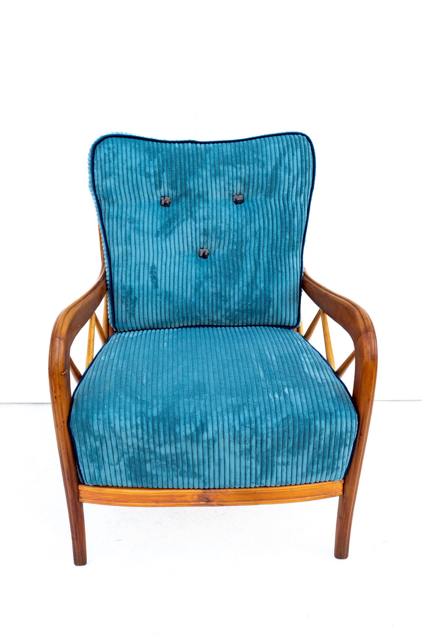 Velvet armchair by Paolo Buffa, 1950s  In Good Condition For Sale In Bastia Umbra, IT