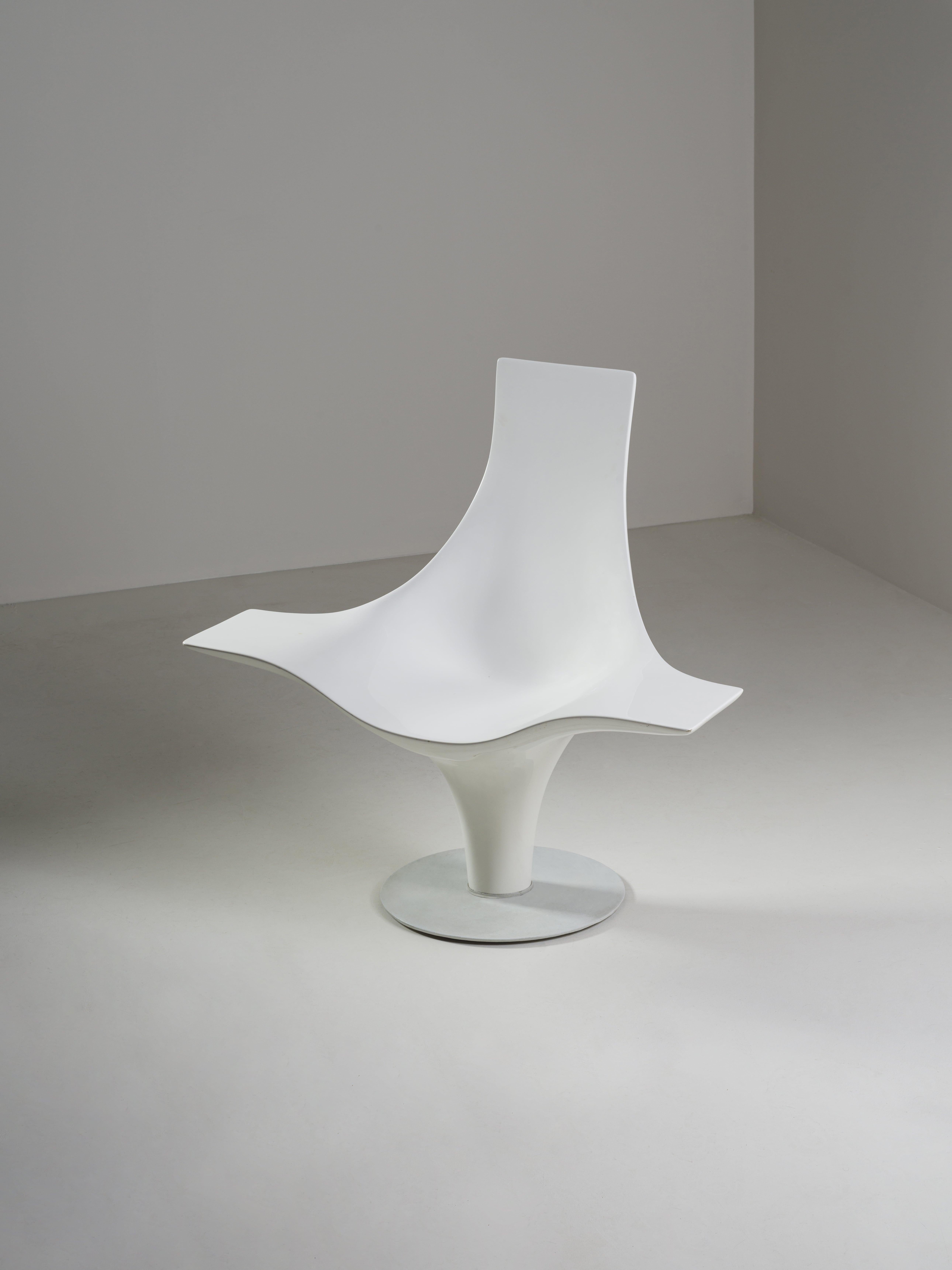 Modern Polished white fiberglass armchair, Lloyd Schwan for Cappellini Italy 1995 For Sale