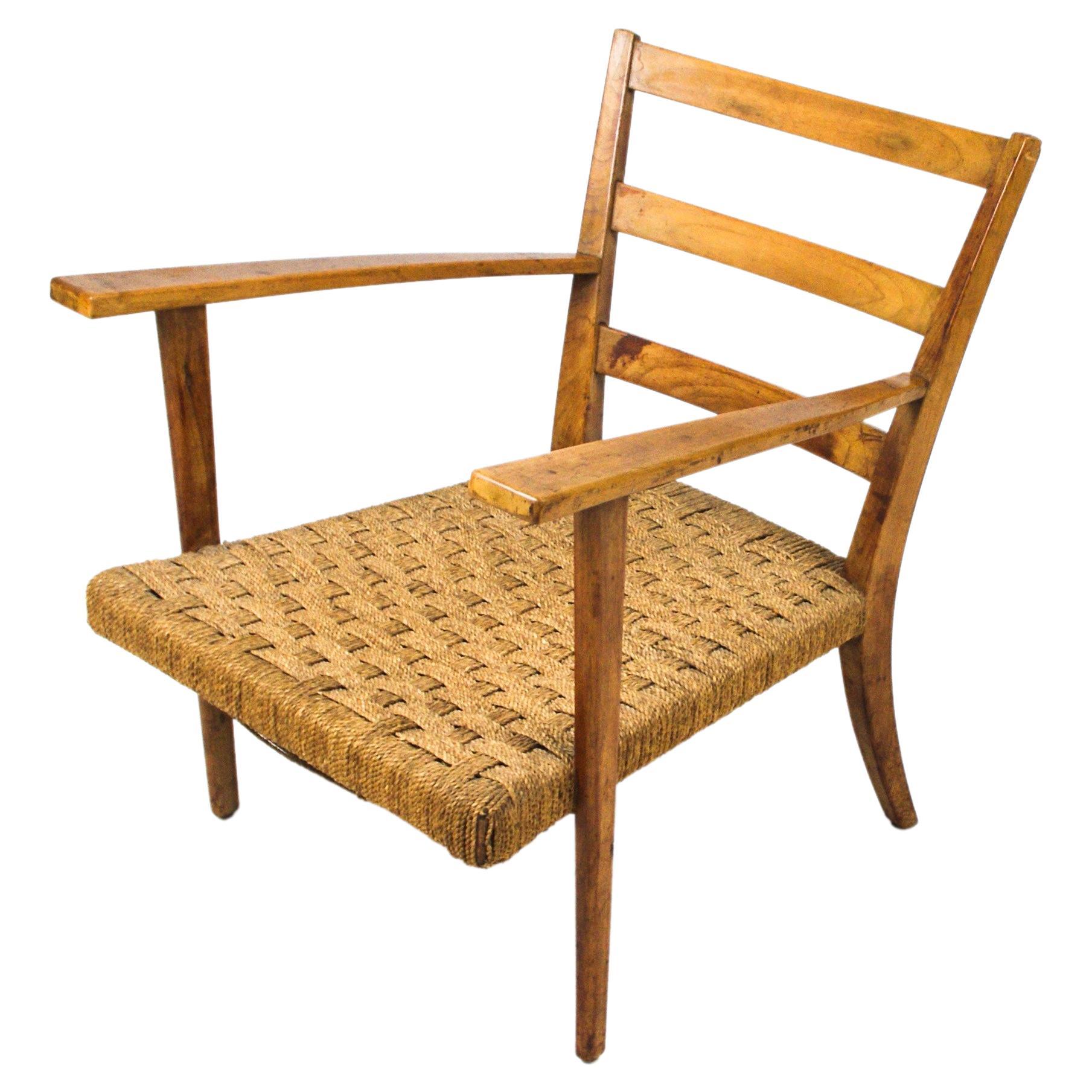 1950s Italian armchair in the manner of Gio Ponti  For Sale