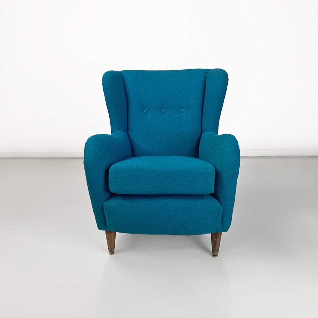 Italienischer Sessel, mit Armlehnen, aus Messing-Baumwolle und Buchenholz, um 1960
Polstersessel mit Armlehnen und Beinen aus Buchenholz, bezogen mit einem neuen Baumwollstoff in der Farbe Messing.
c. 1960
Ausgezeichneter Zustand.
Maße 65x65x83h