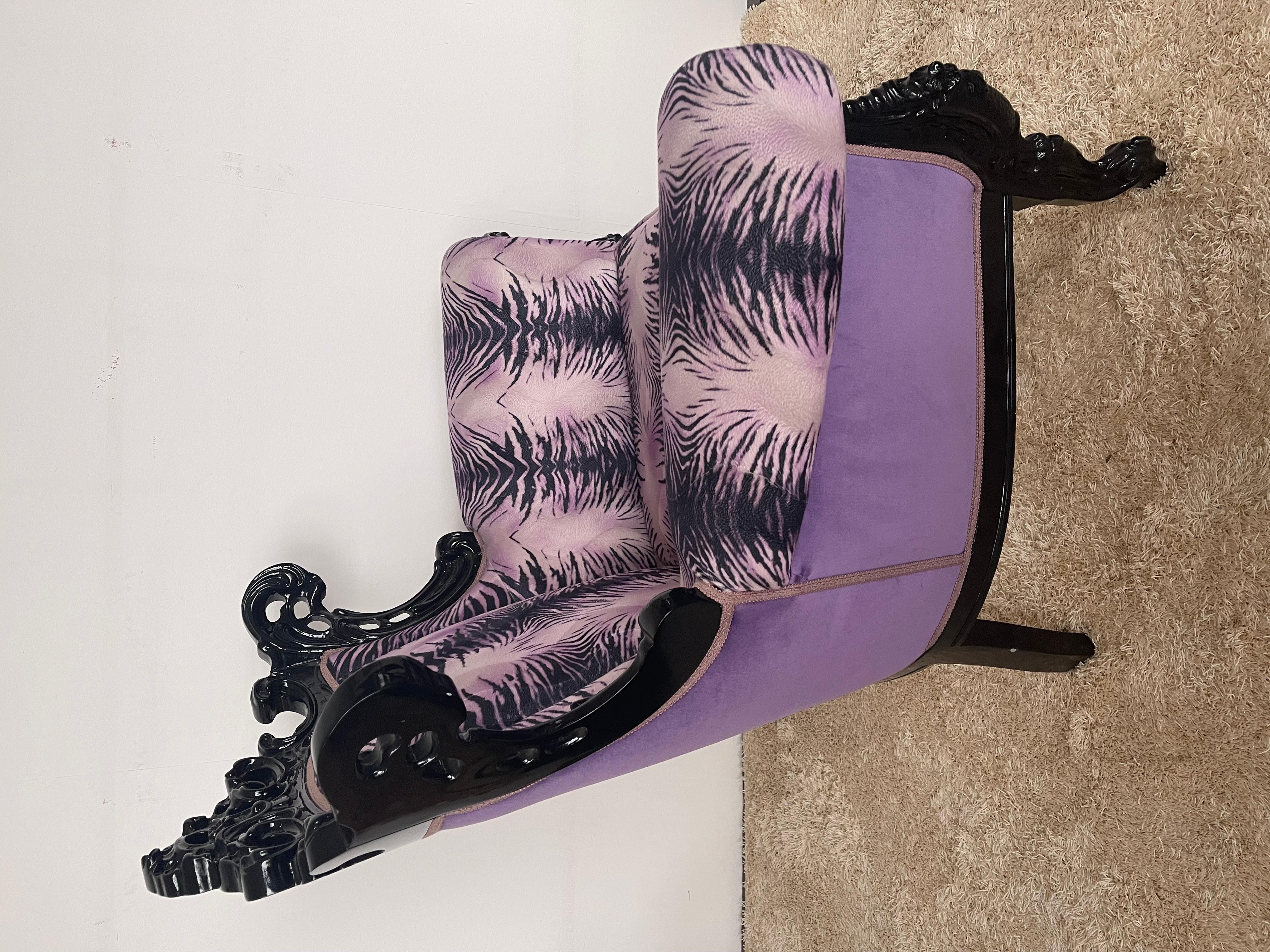 Italian French-style purple leopard print armchair by Domenico Rugiano For Sale 4