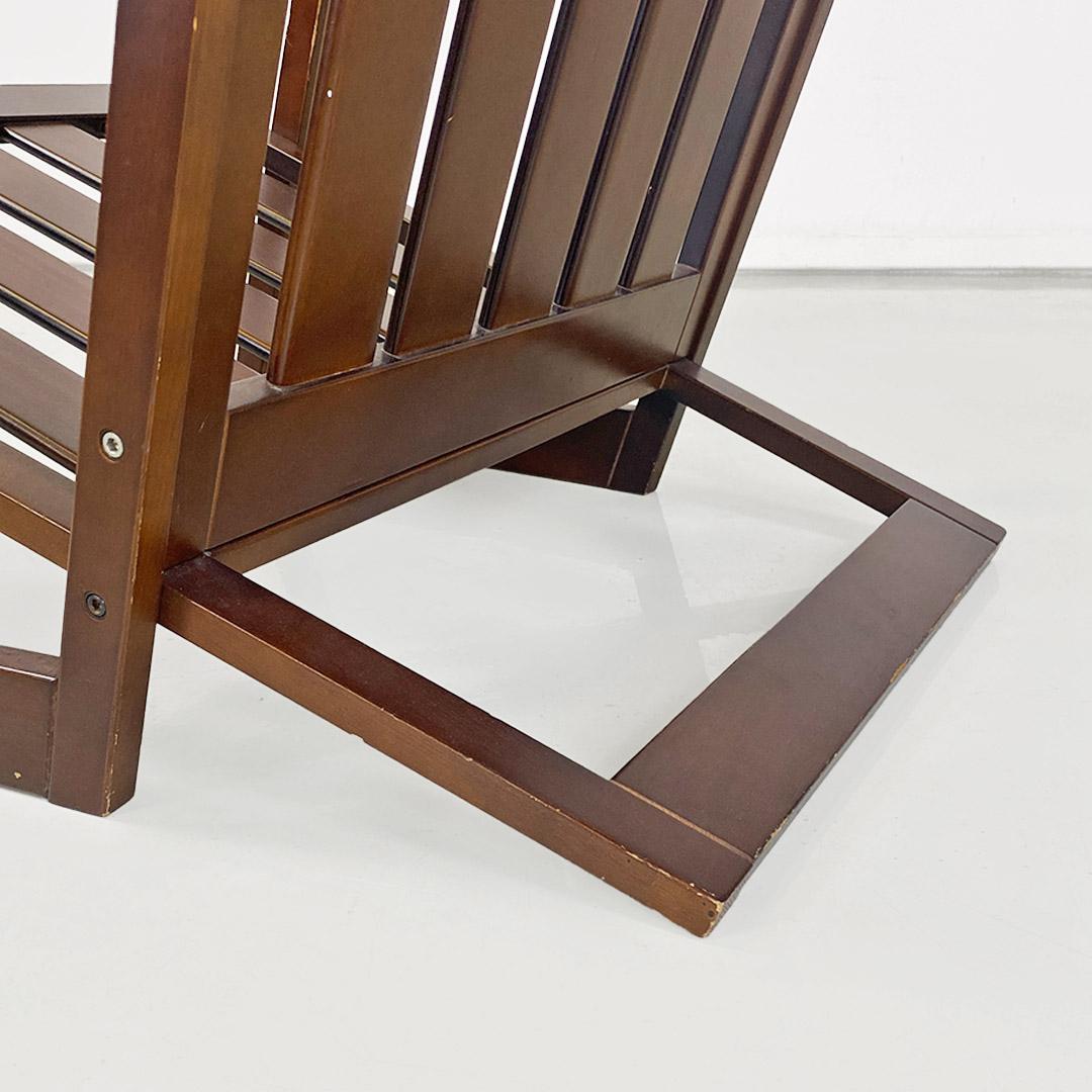 Modern Italian armchair or deckchair, made of inclined wooden slats, 1980s in vendita 5