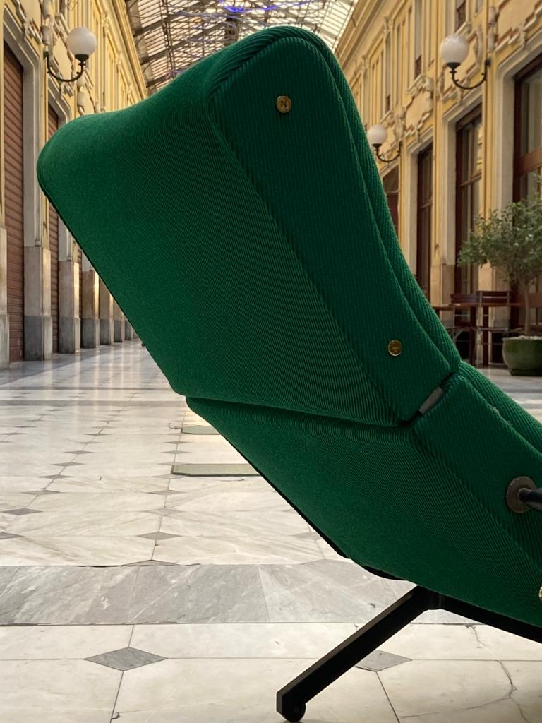 Poltrona Longue Chair P40 Designer Osvaldo Borsani per Tecno In Good Condition For Sale In Torino, Piemonte