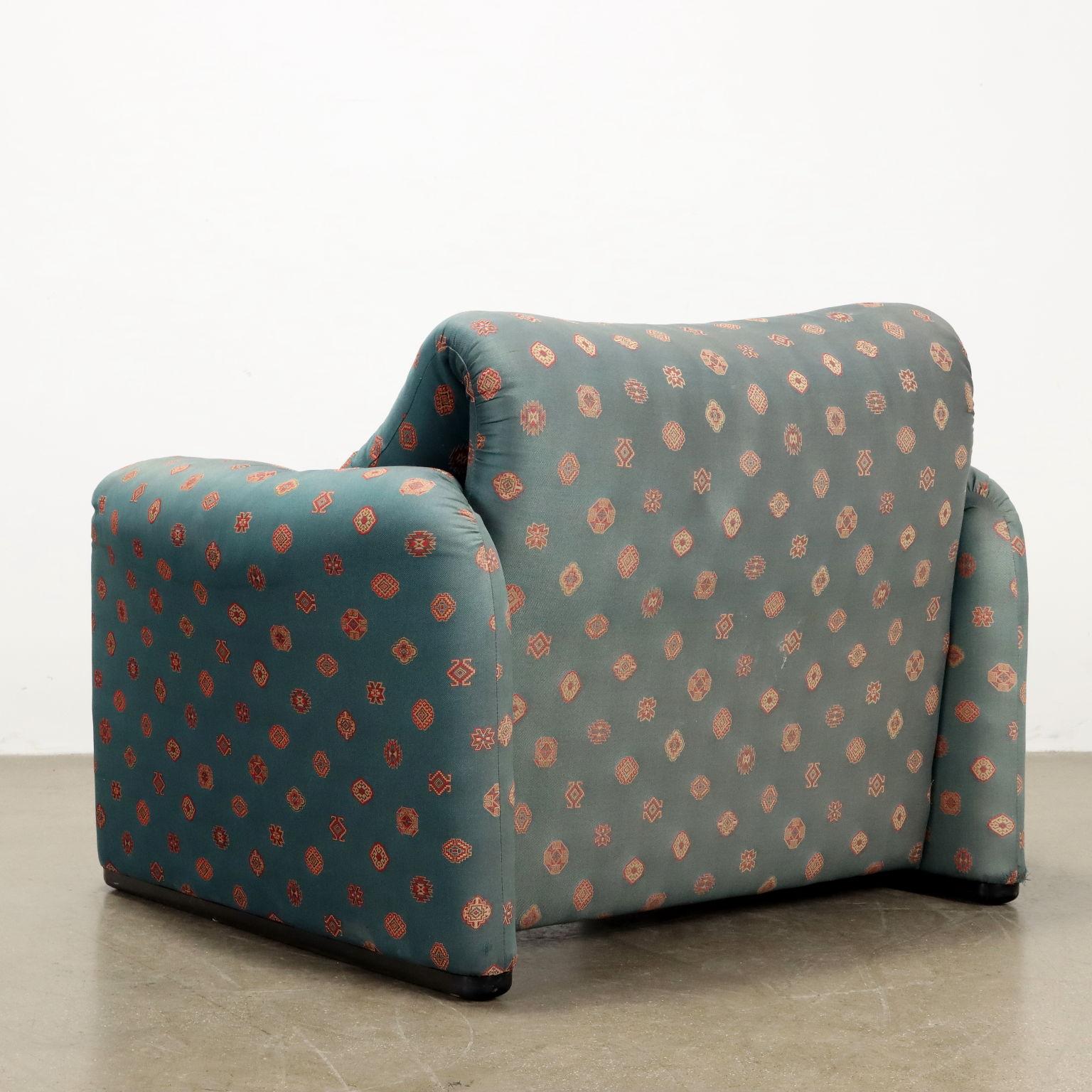 'Maralunga' armchair by Vico Magistretti for Cassina Anni 80s 4