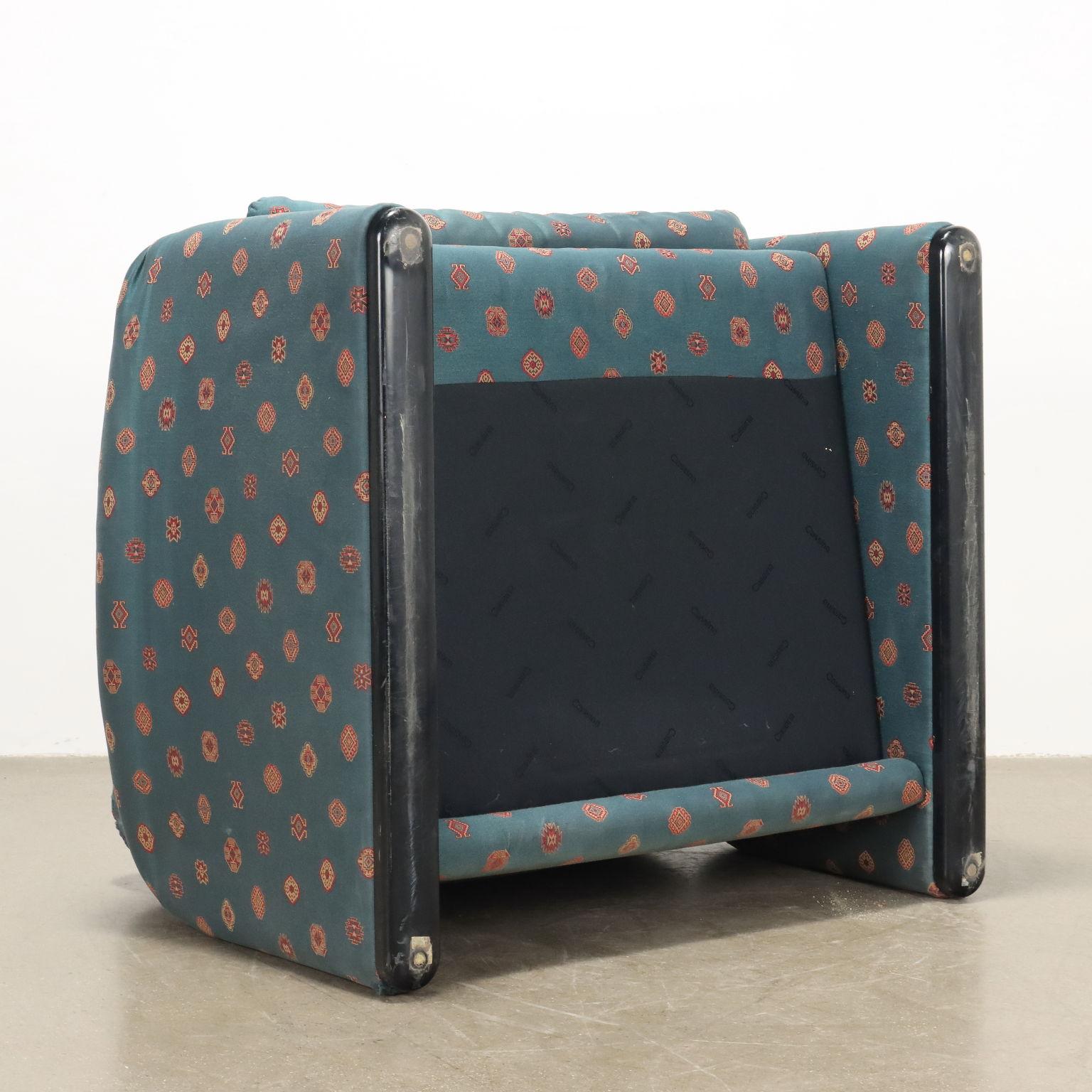 'Maralunga' armchair by Vico Magistretti for Cassina Anni 80s 5