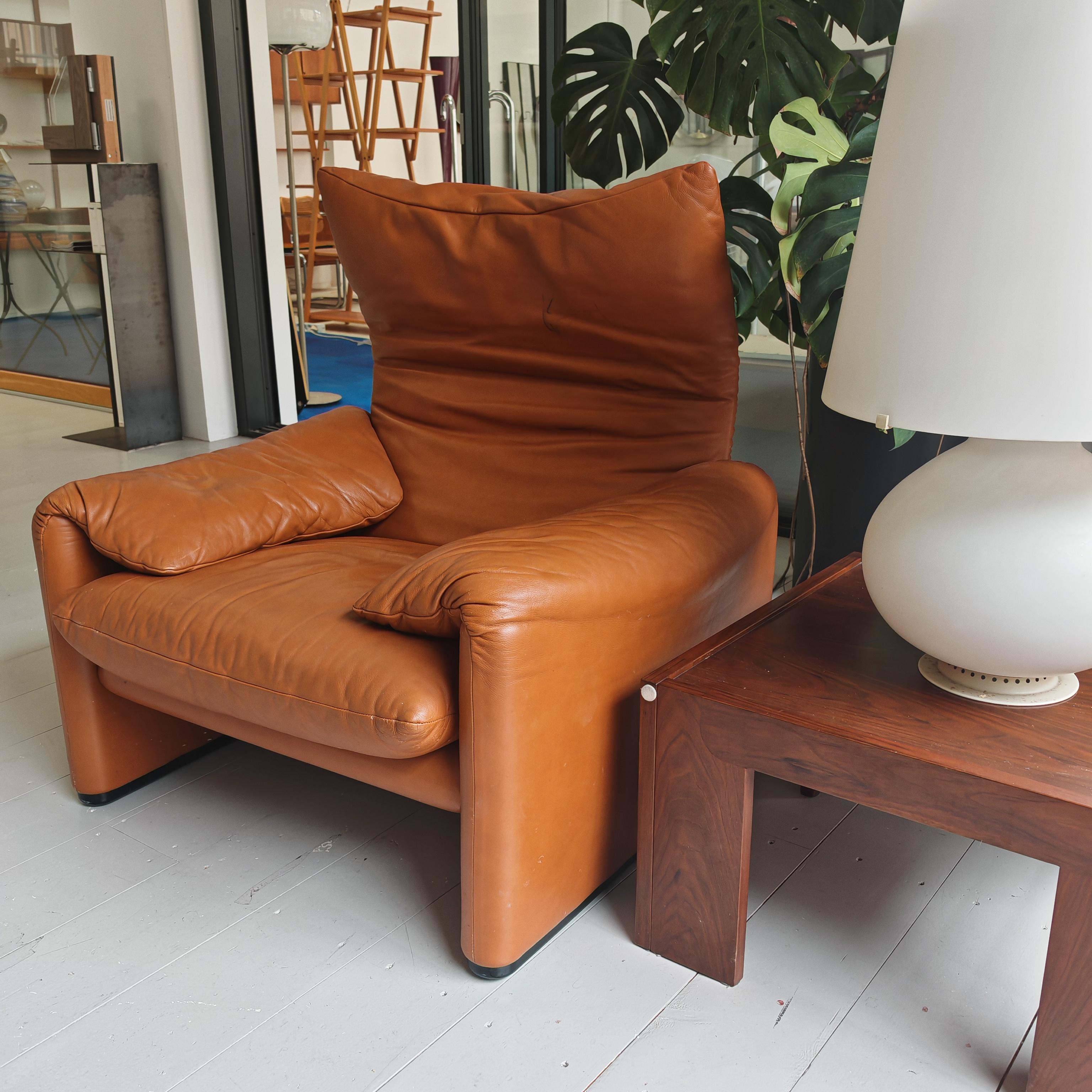 maralunga armchair by Vico Magistretti for Cassina in cognac leather 6