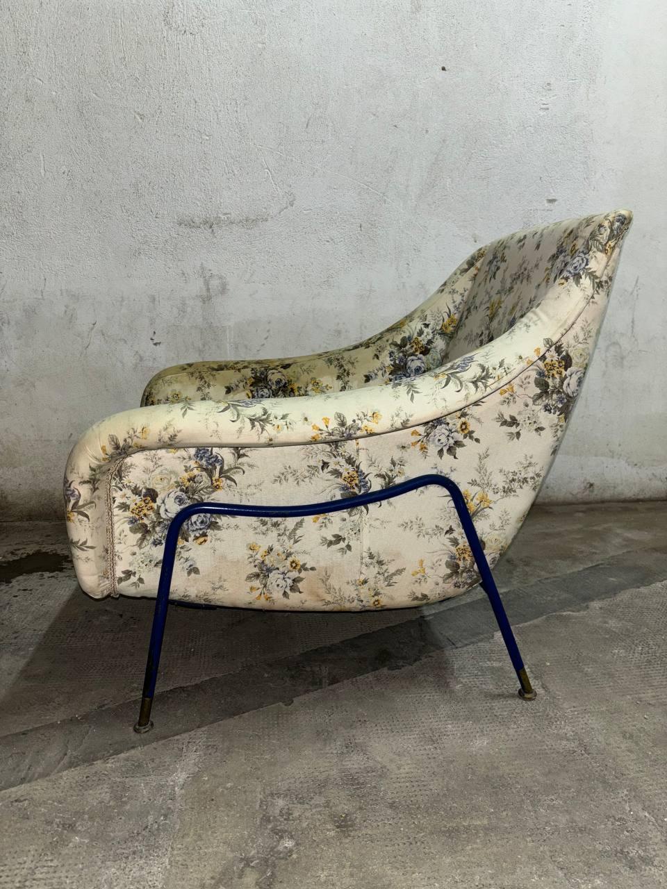 Dyed Mid-Century armchair in metal and fabric, Gastone Rinaldi style, Italy 1950s For Sale