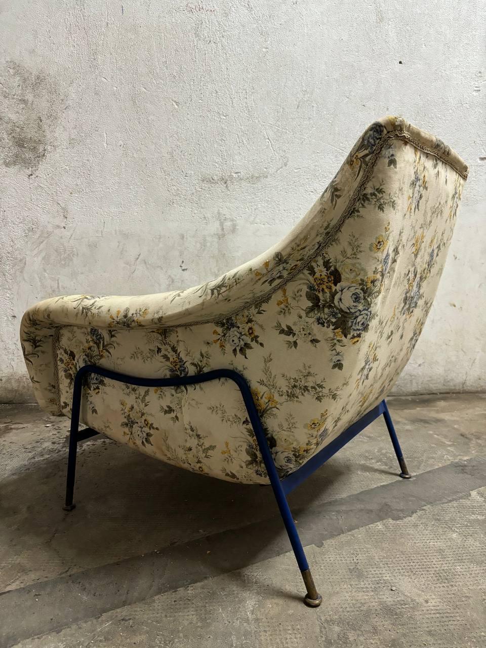 Mid-Century armchair in metal and fabric, Gastone Rinaldi style, Italy 1950s For Sale 1