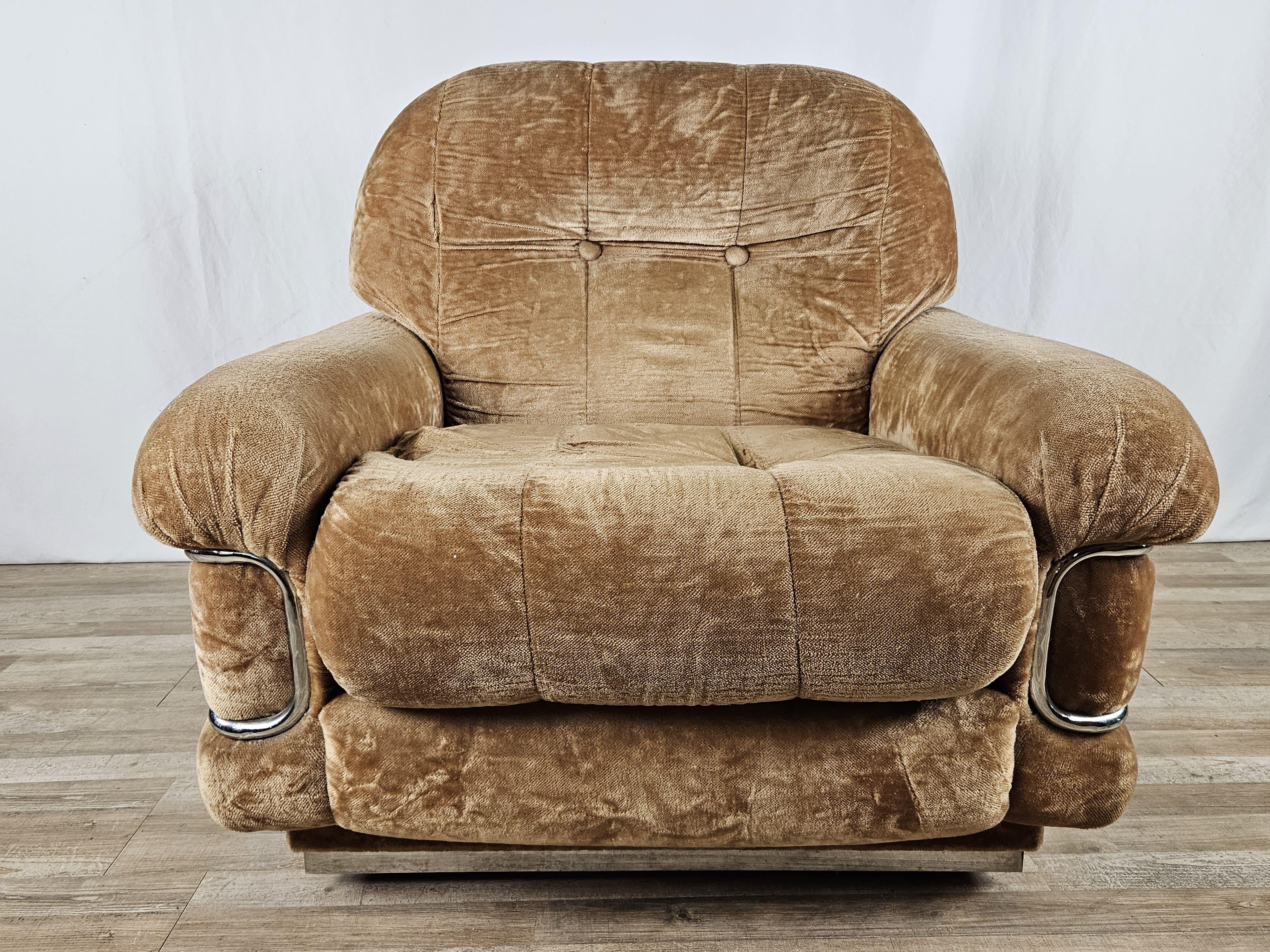 Mid Century fabric and steel armchair In Good Condition For Sale In Premariacco, IT